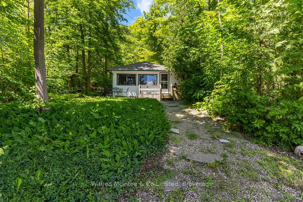 48 MAPLE Drive
