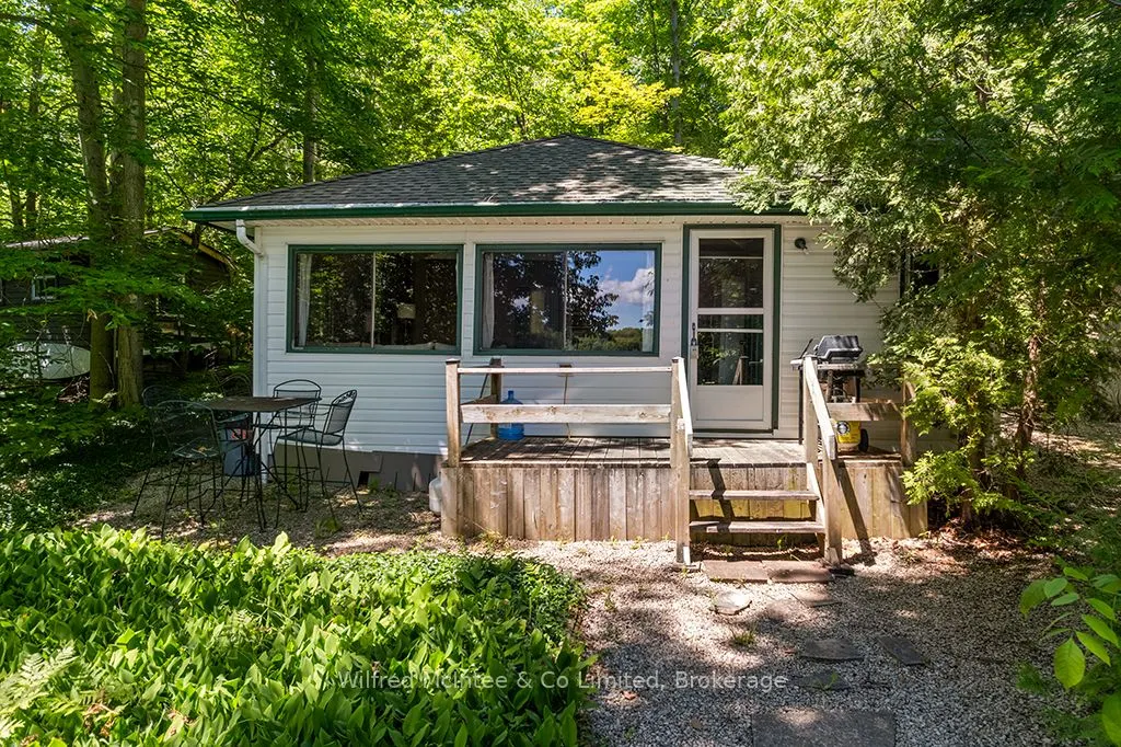 48 MAPLE Drive