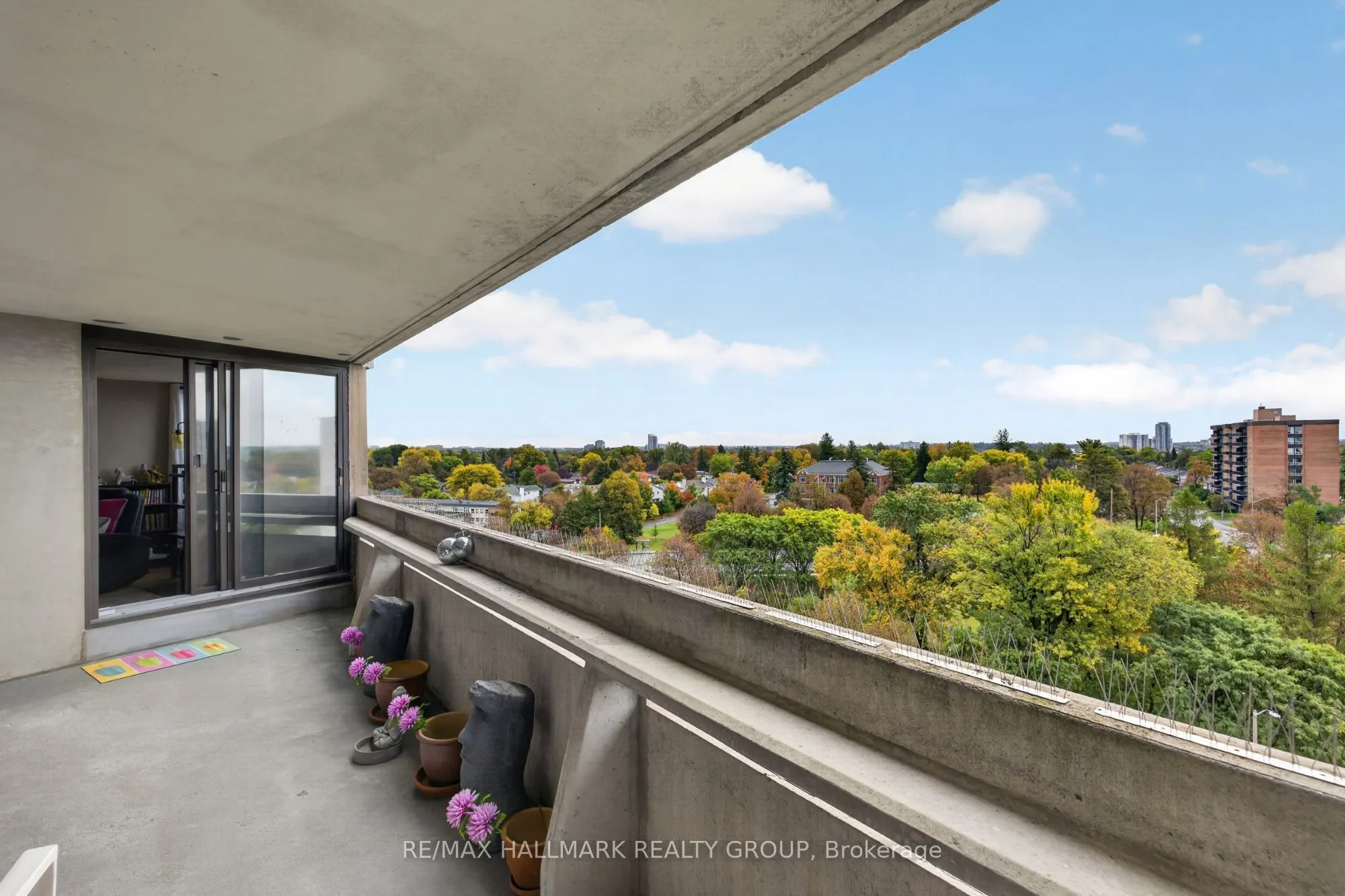 415 GREENVIEW Avenue #1005