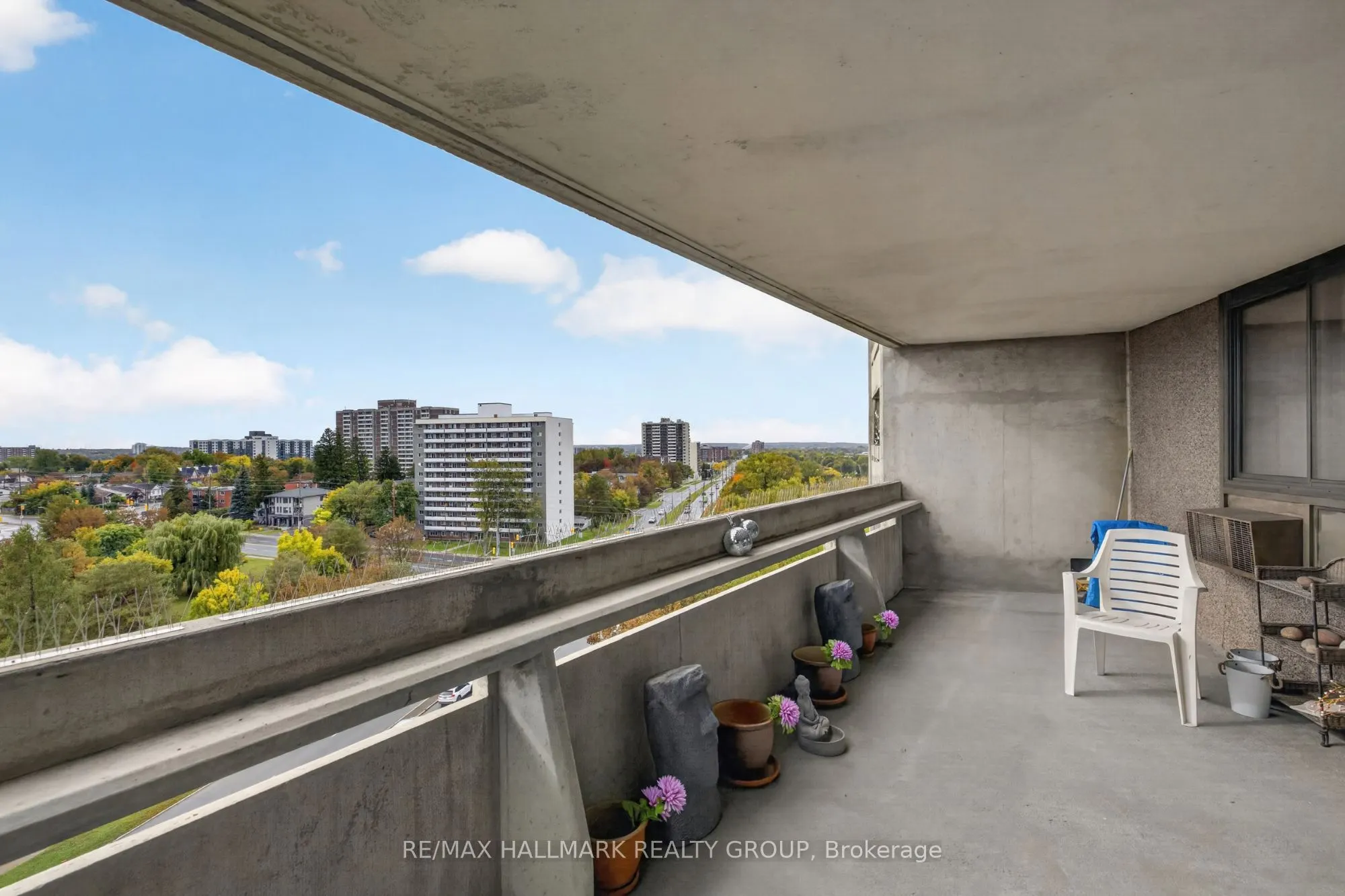 415 GREENVIEW Avenue #1005