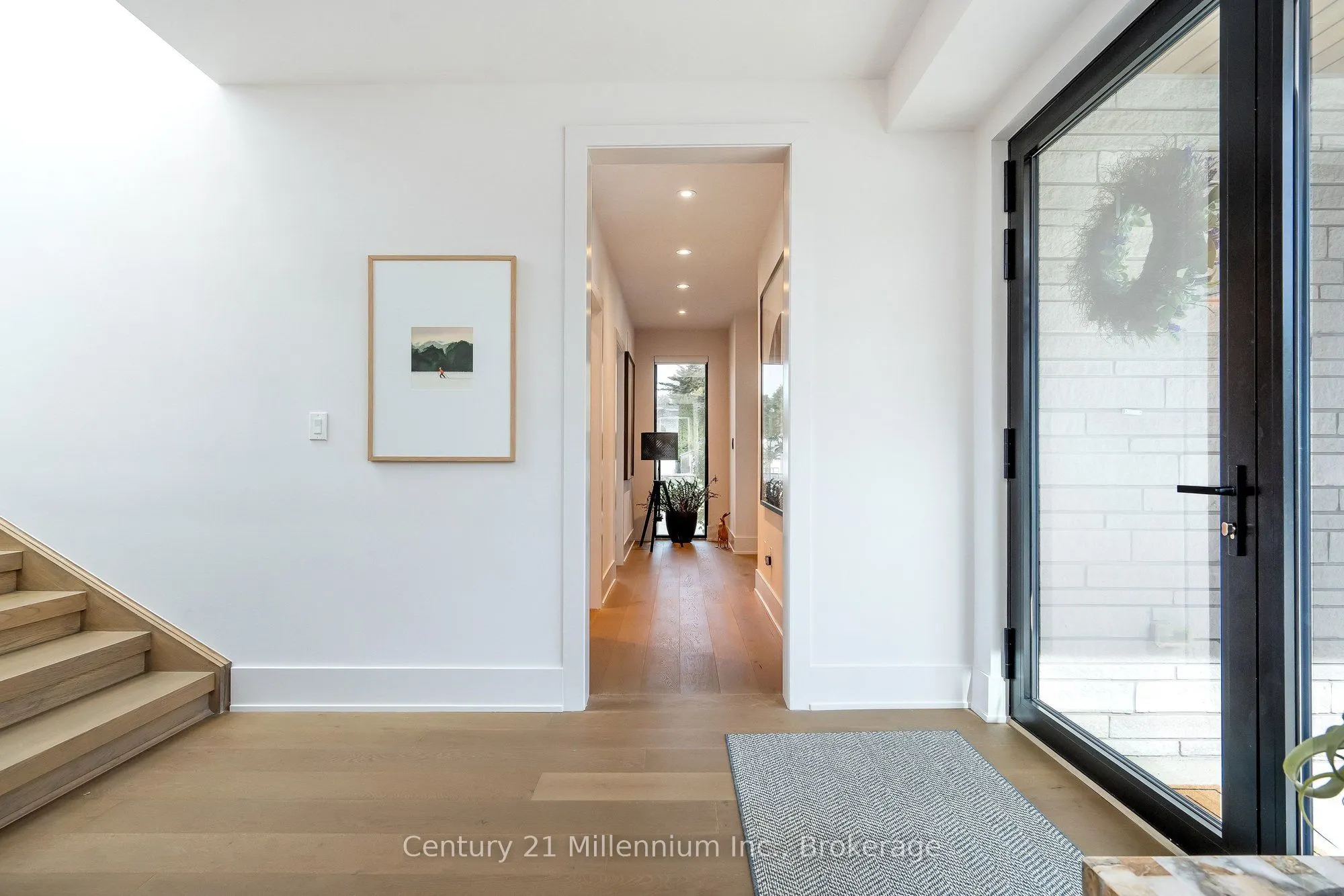 41 Alice Street W