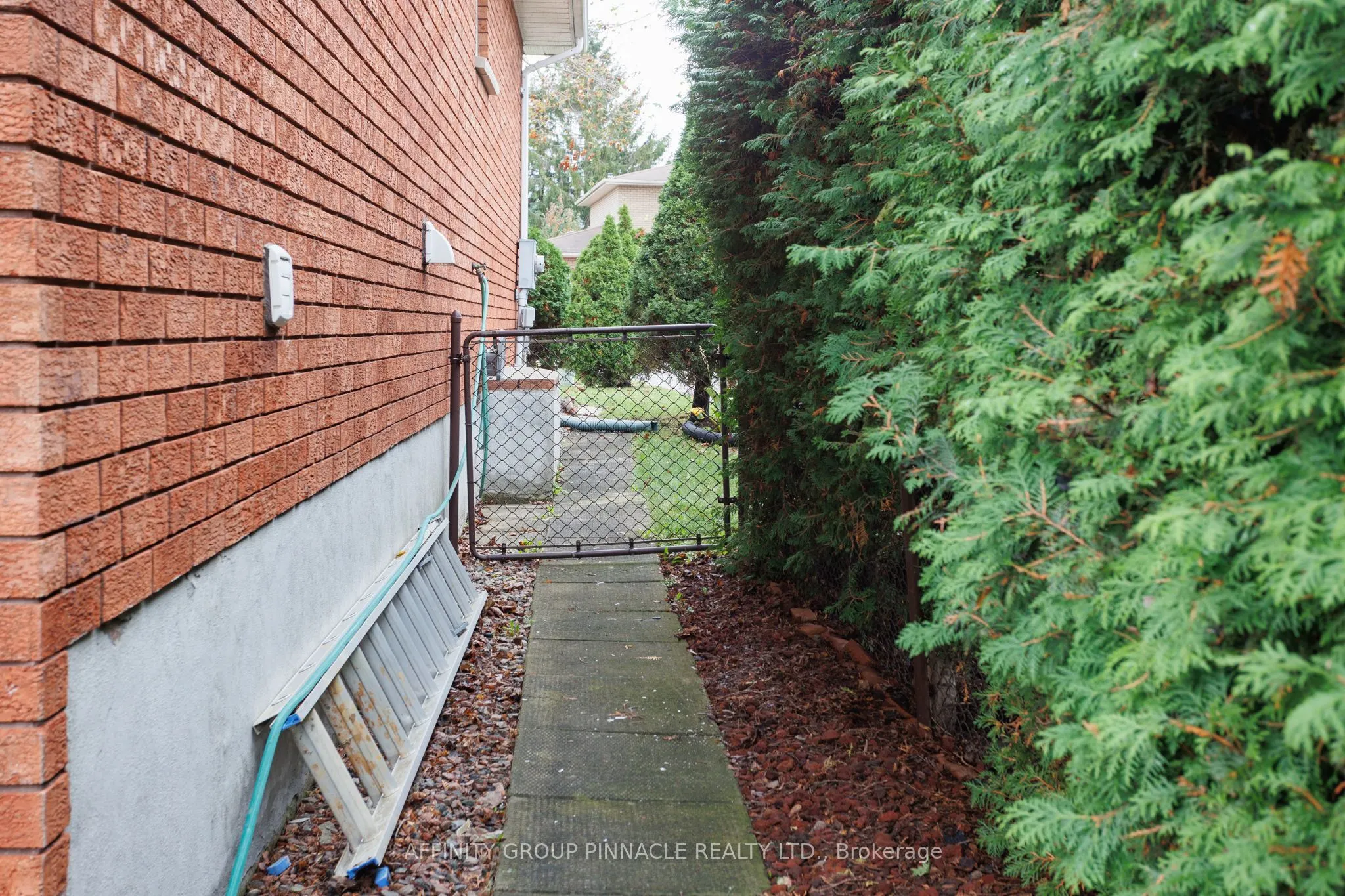 24 Andrew Drive