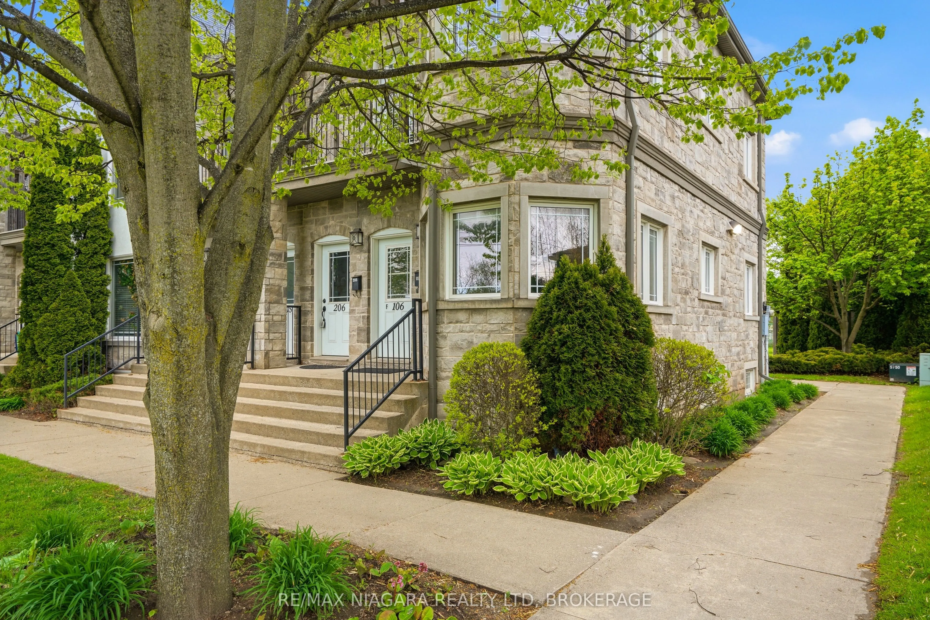 6045 Dunn Street #106