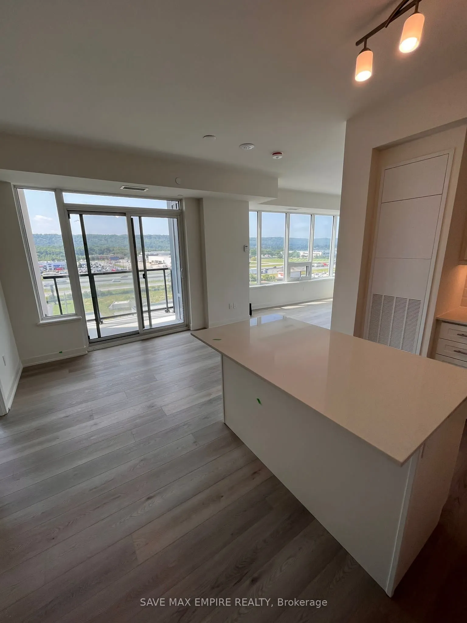 385 Winston Road #902