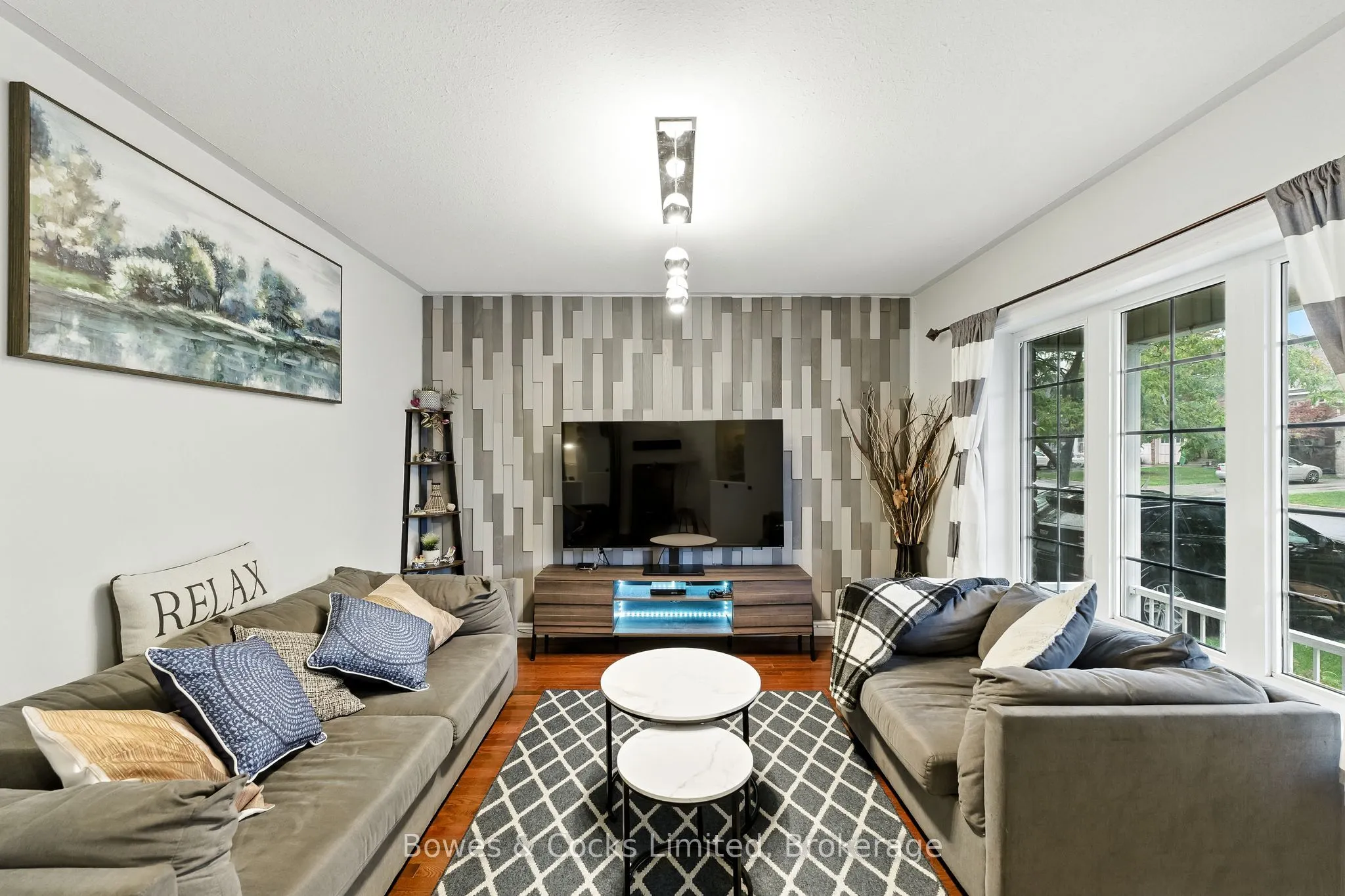 210 Farrier Crescent