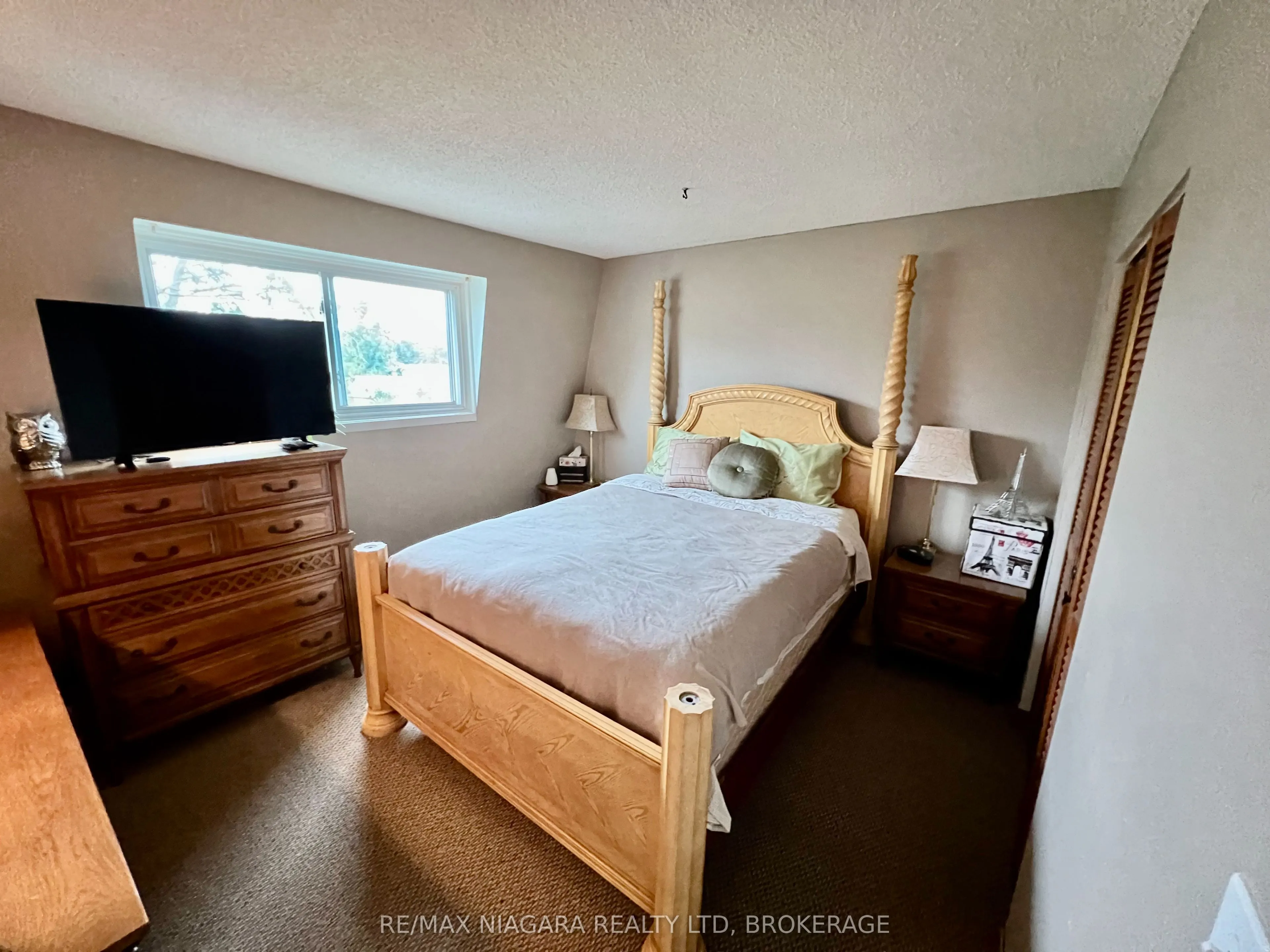 8646 Willoughby Drive #2