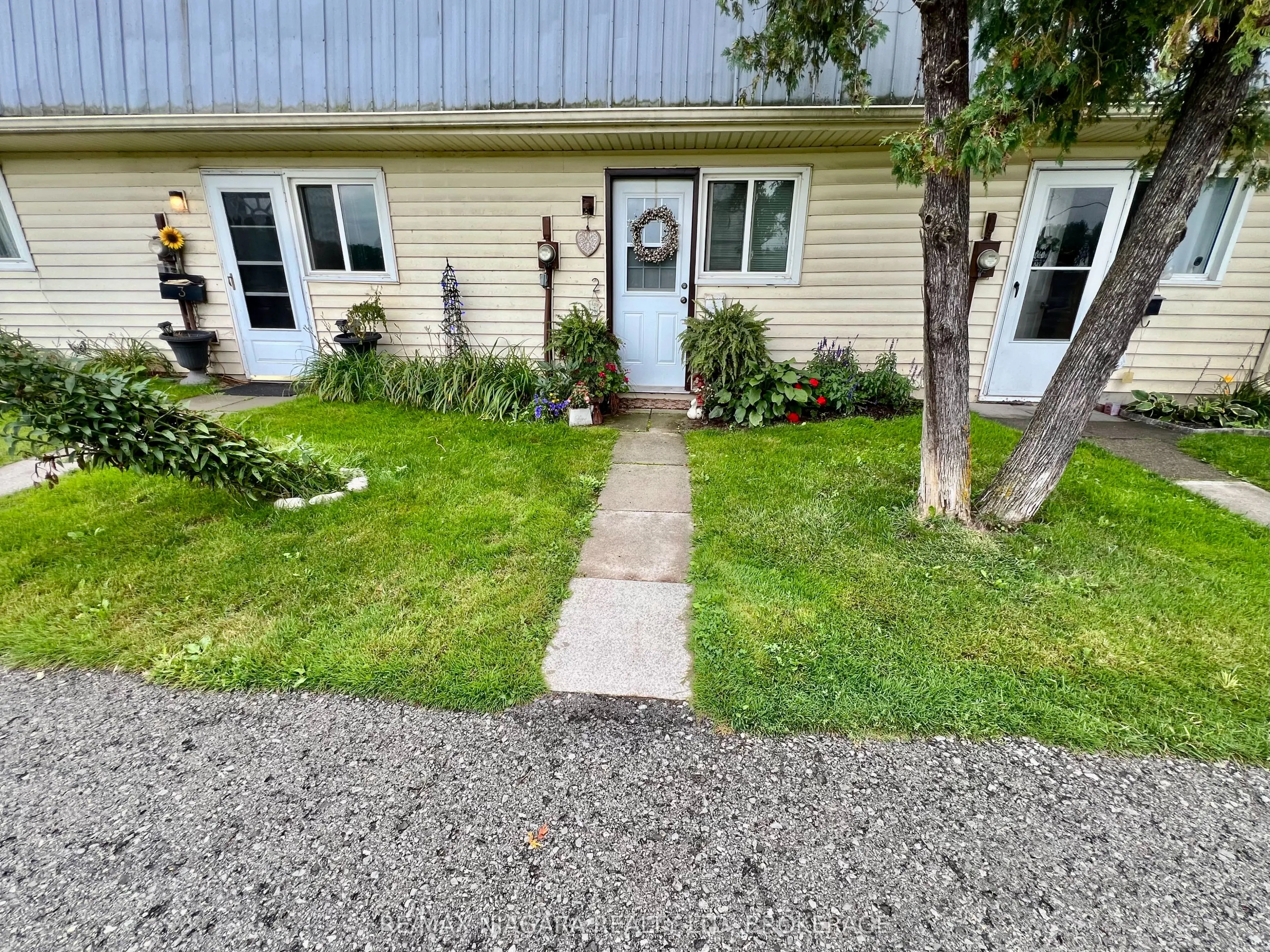 8646 Willoughby Drive #2