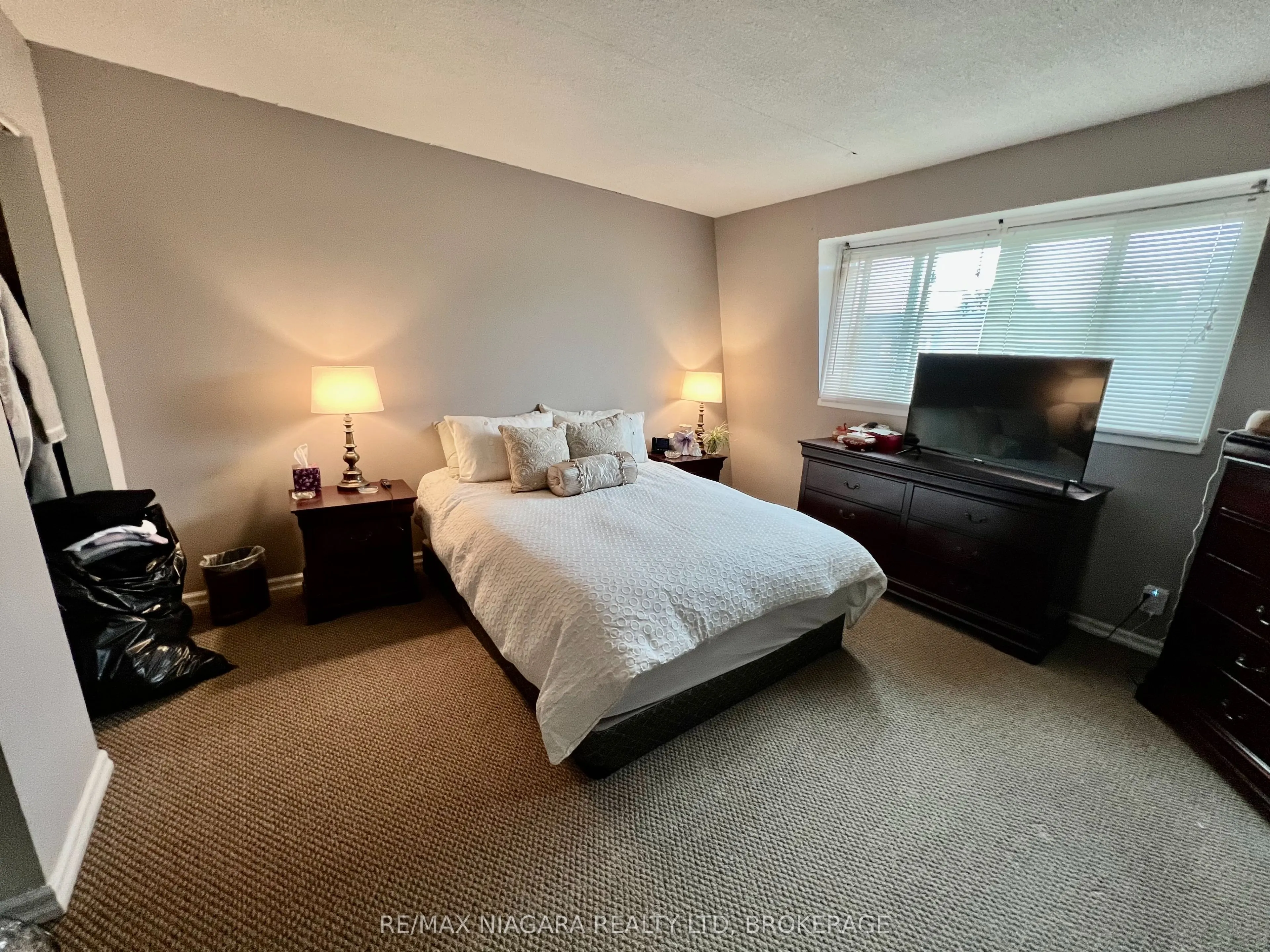 8646 Willoughby Drive #2