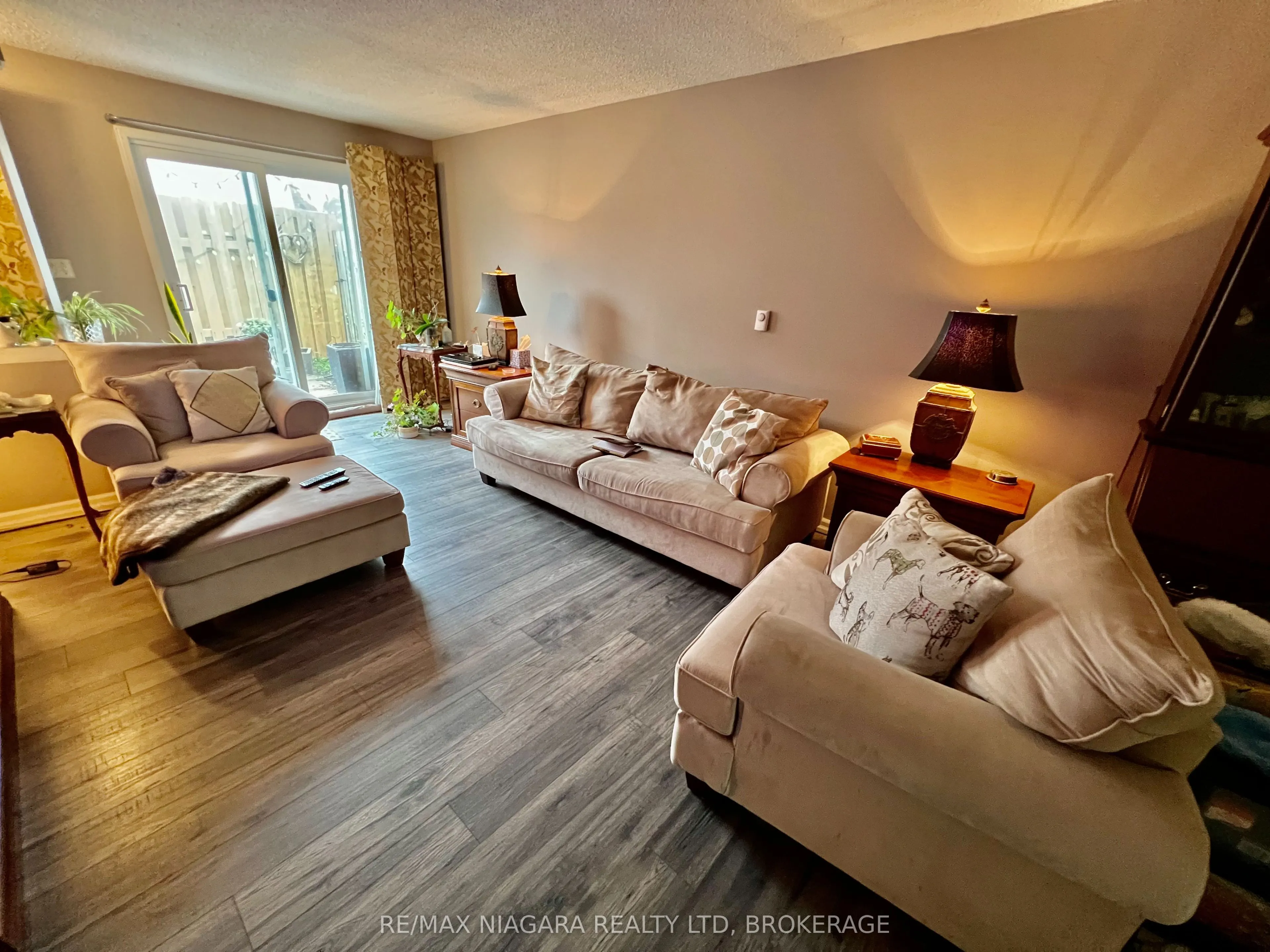 8646 Willoughby Drive #2