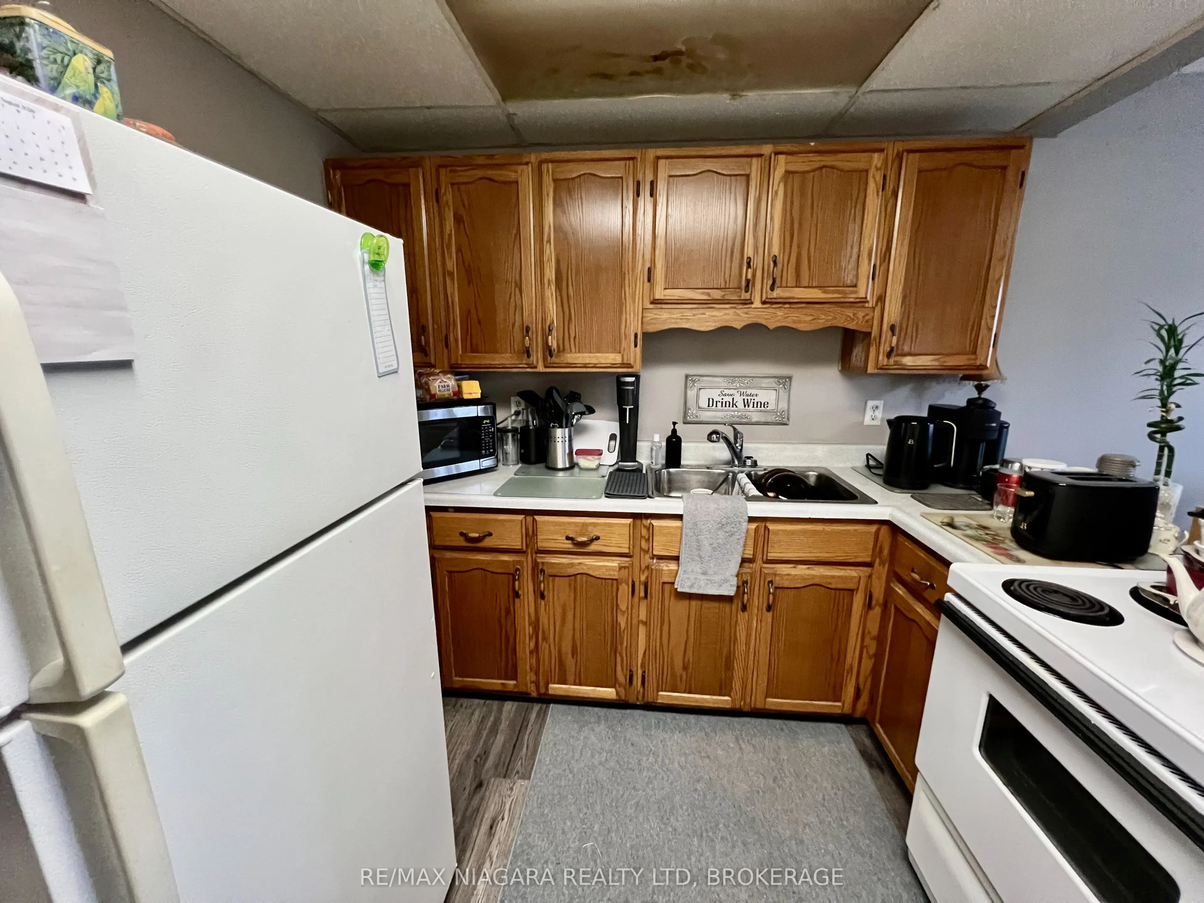 8646 Willoughby Drive #2