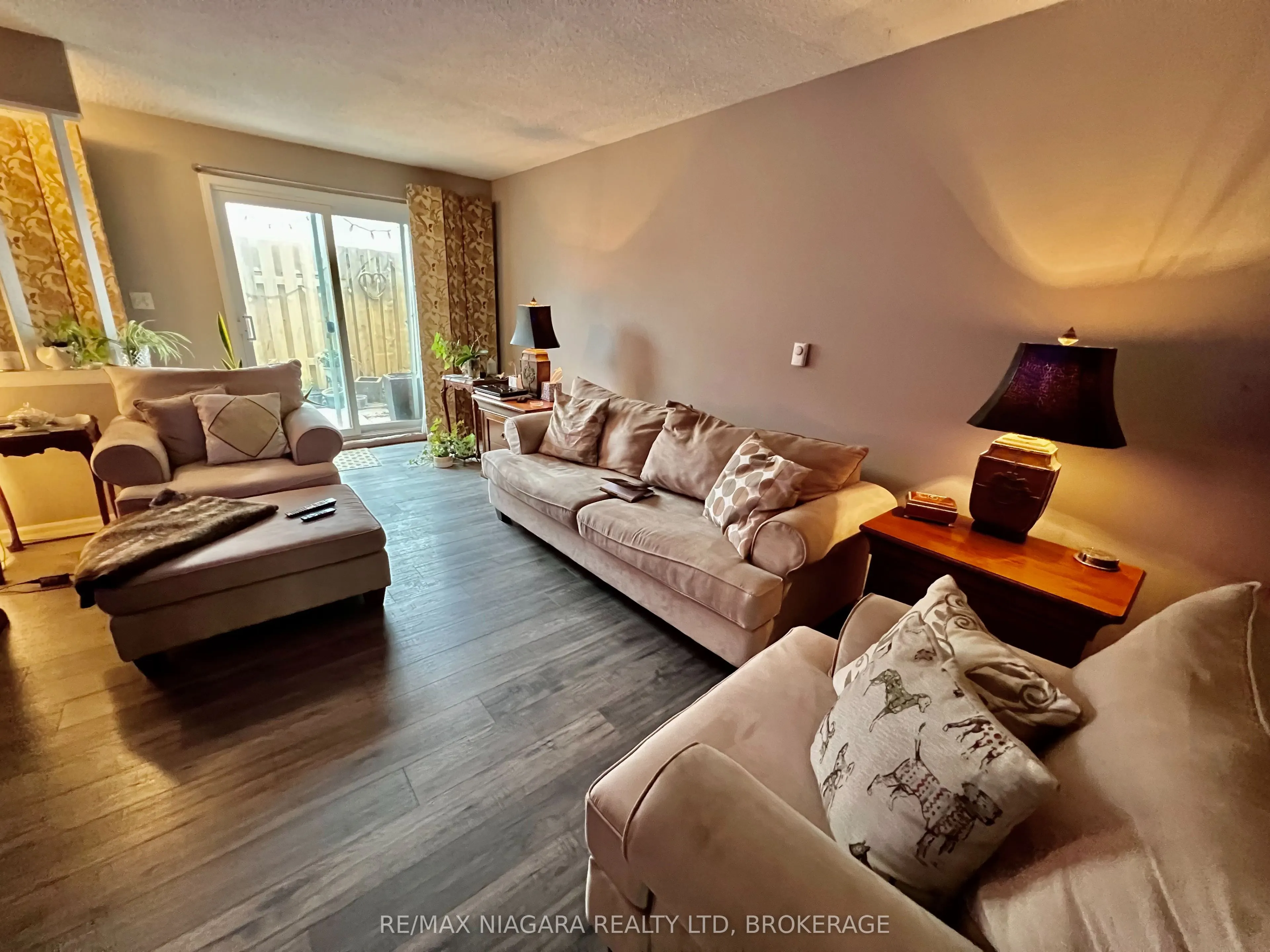 8646 Willoughby Drive #2