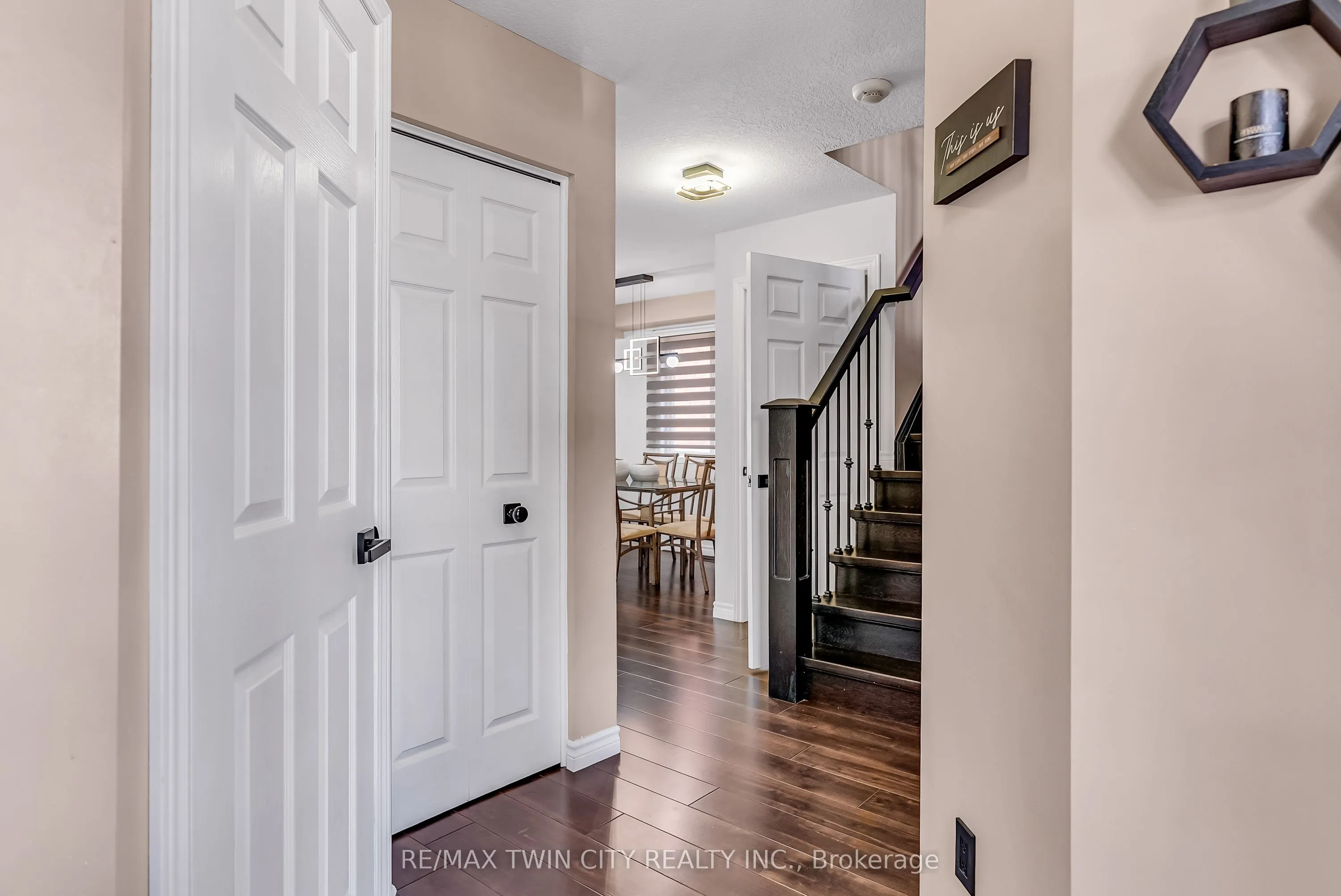 193 Mountain Laurel Crescent
