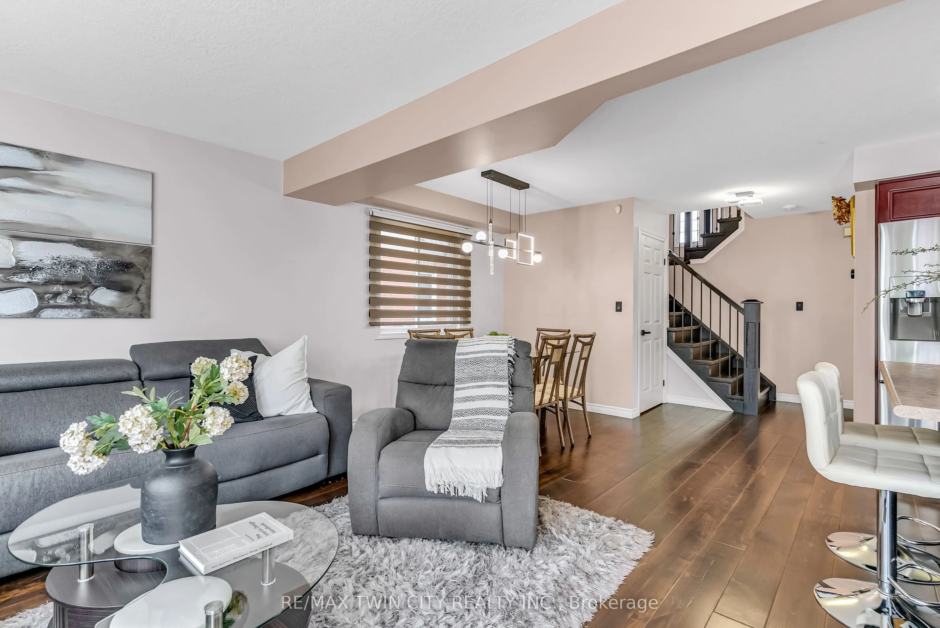 193 Mountain Laurel Crescent