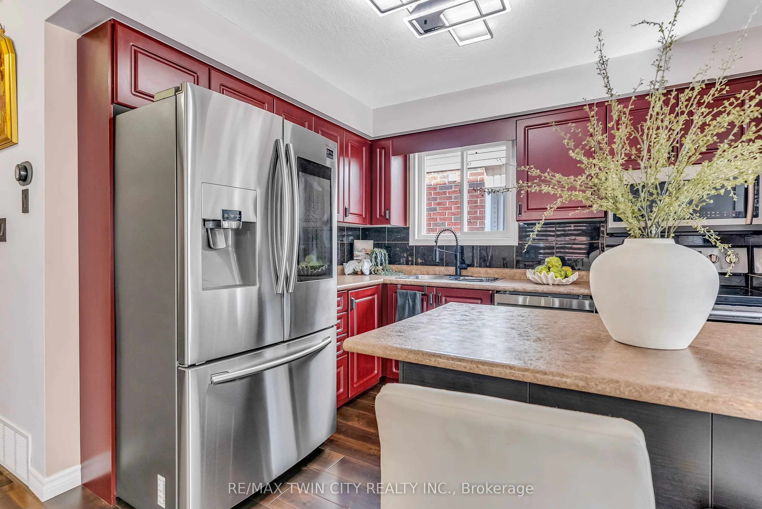 193 Mountain Laurel Crescent