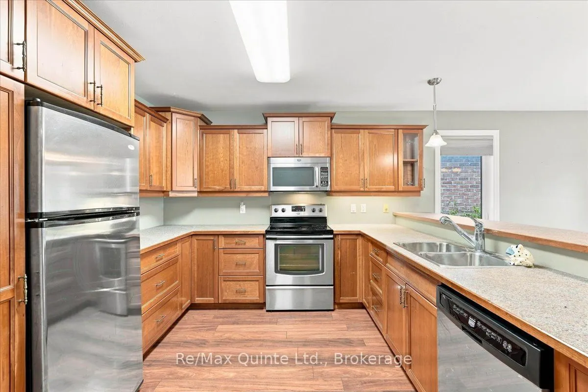 4 Forest Drive