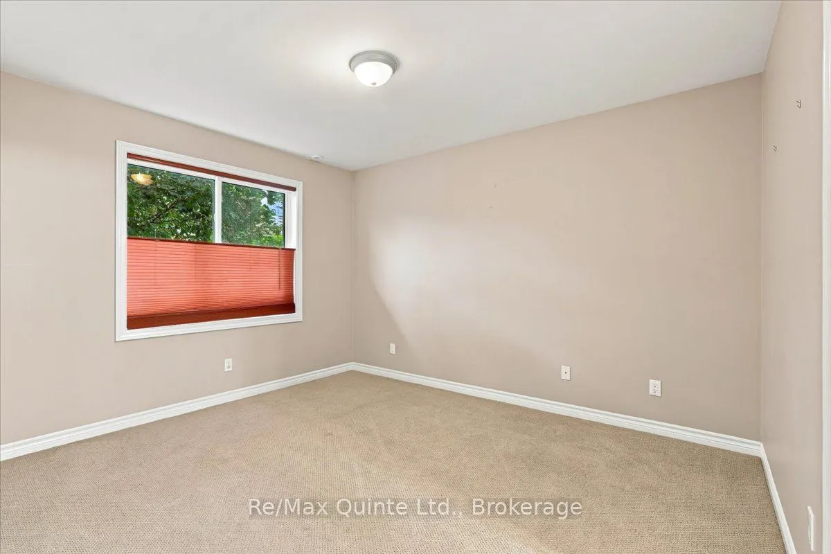 4 Forest Drive