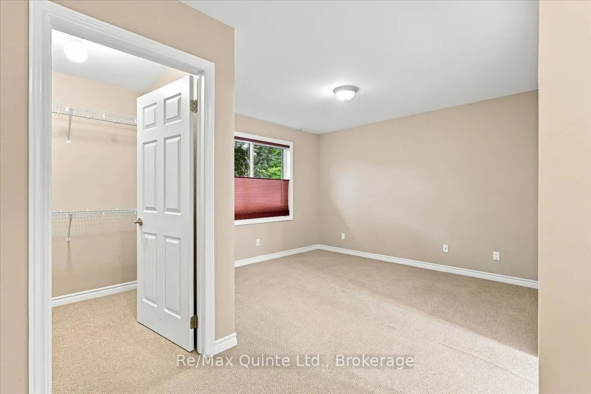 4 Forest Drive