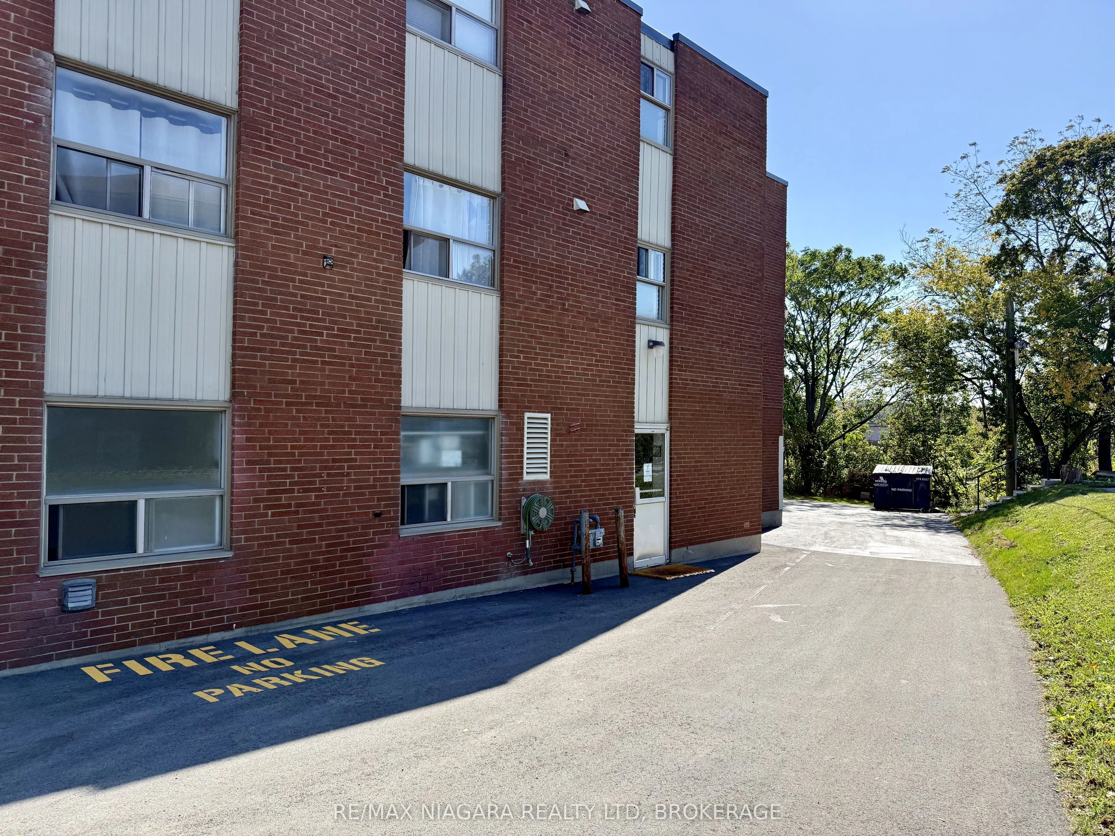 7 Riverview Boulevard #102