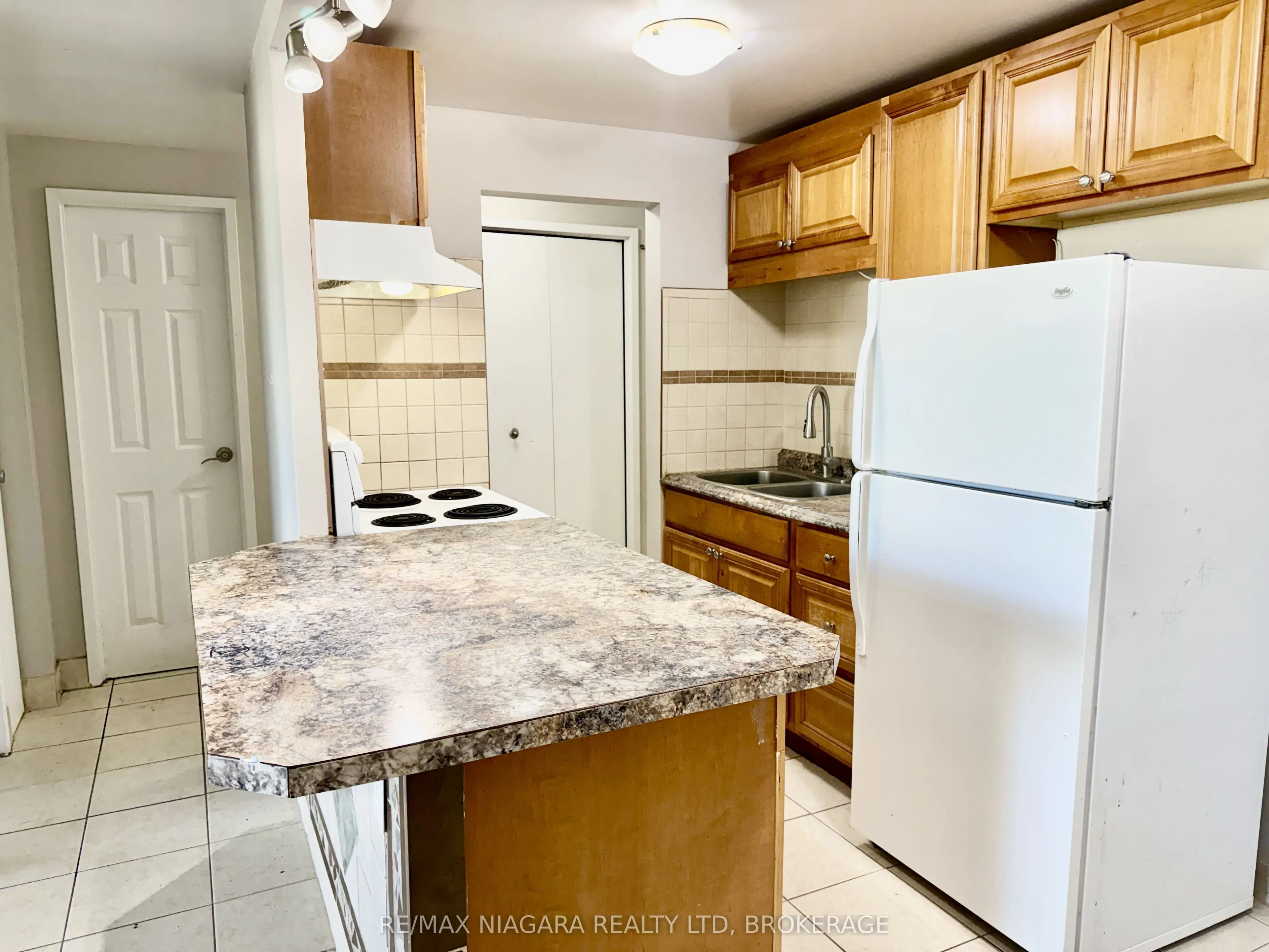 7 Riverview Boulevard #102