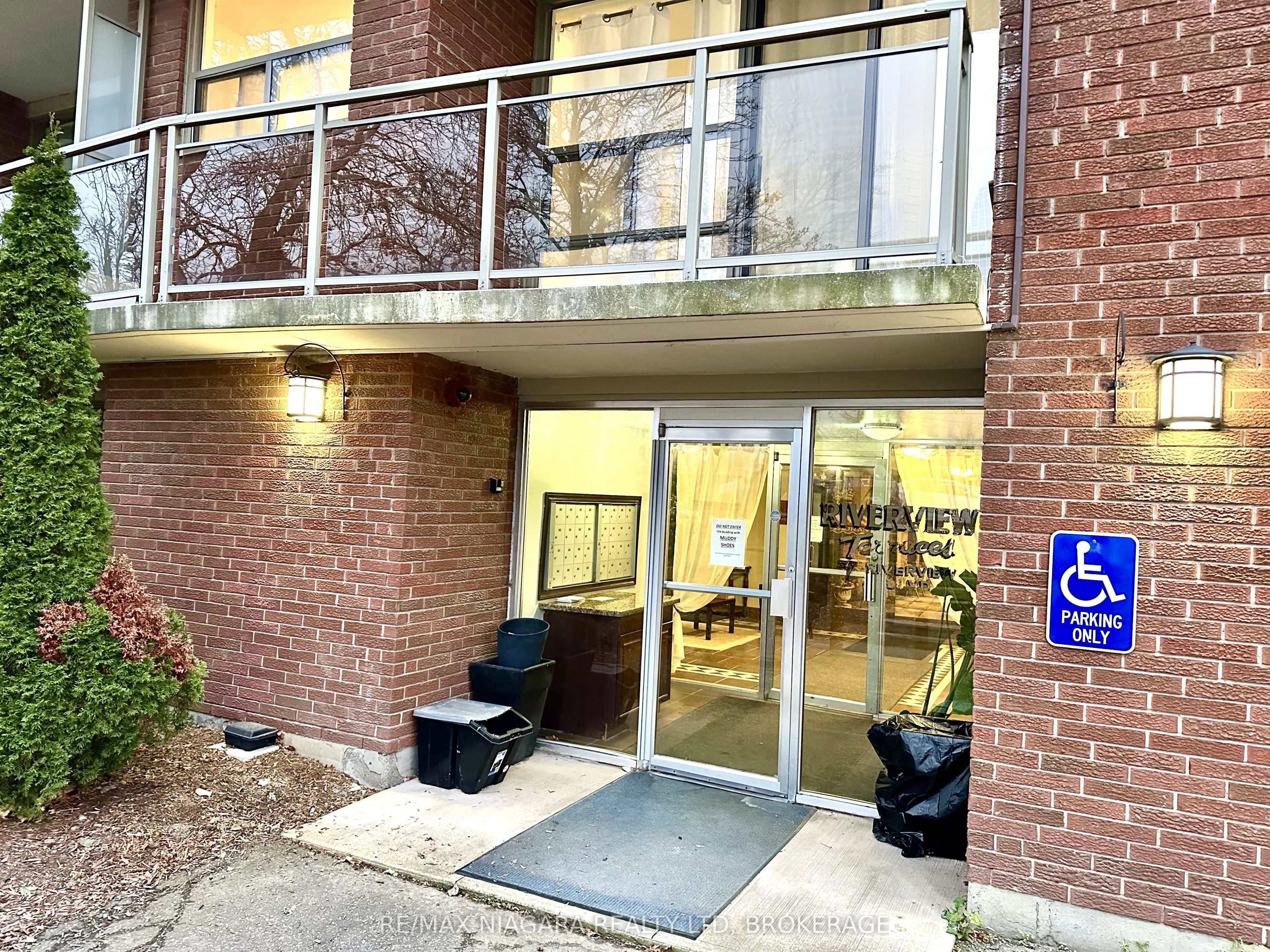 7 Riverview Boulevard #102