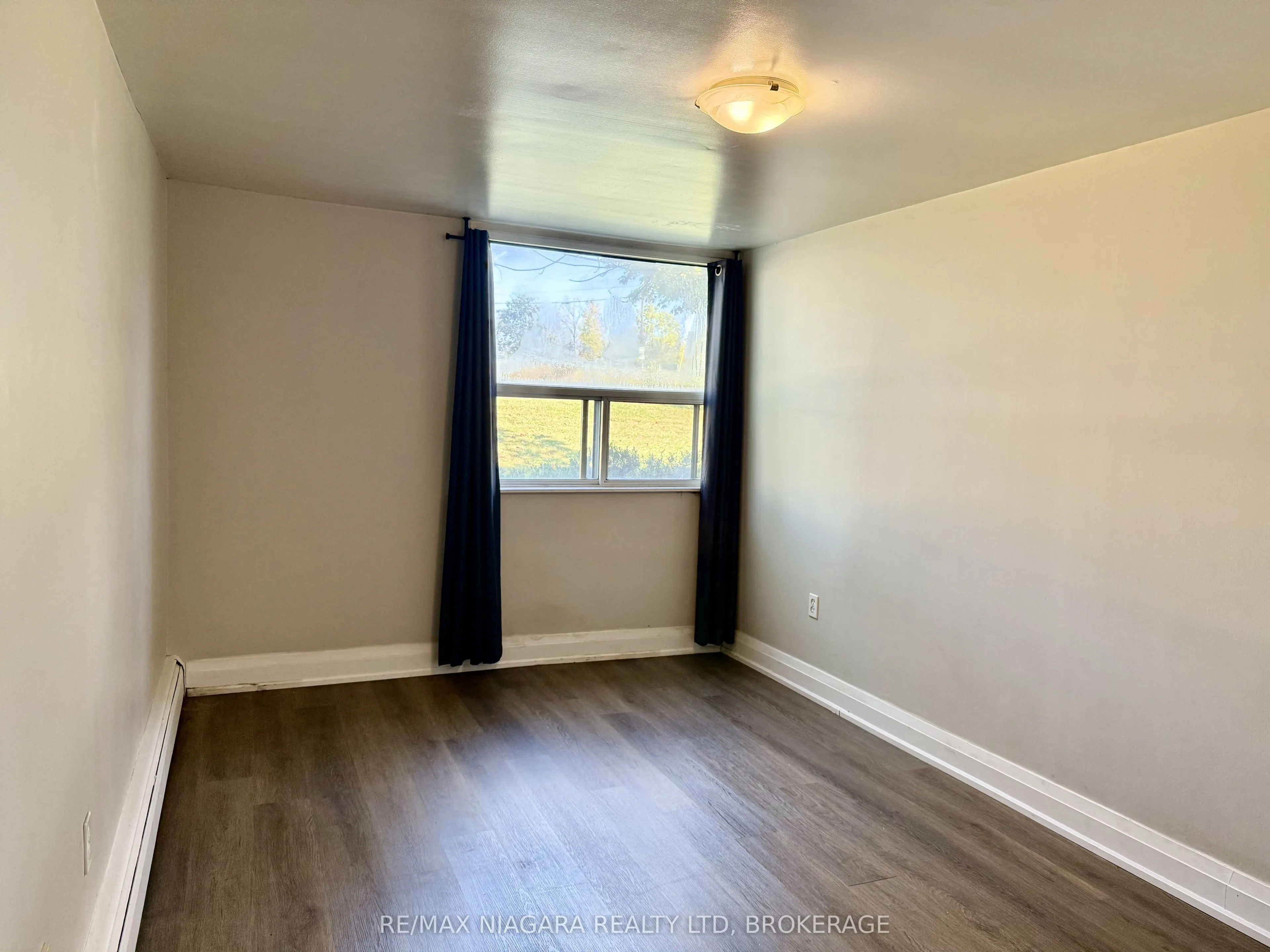 7 Riverview Boulevard #102