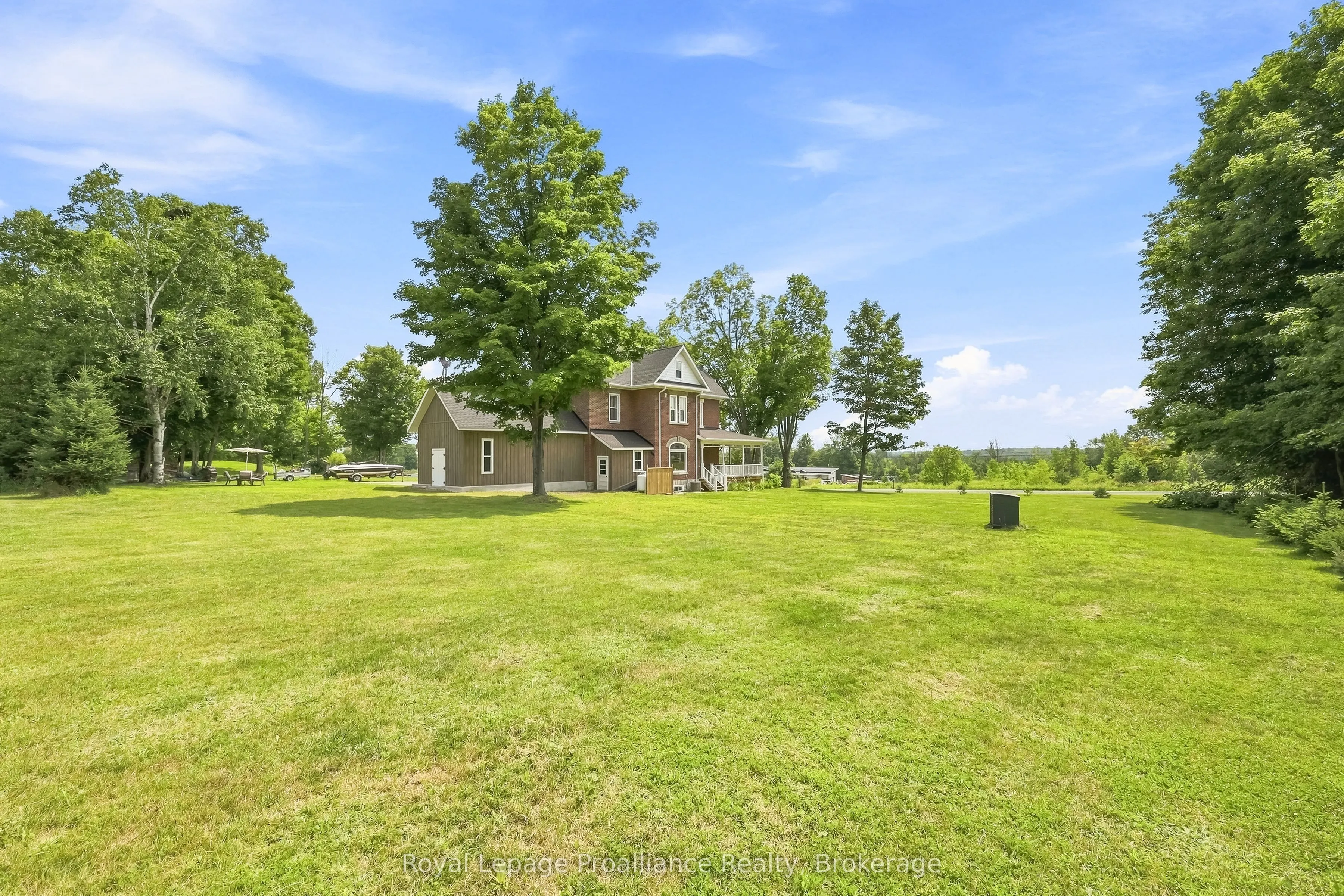 1376 Queensborough Road