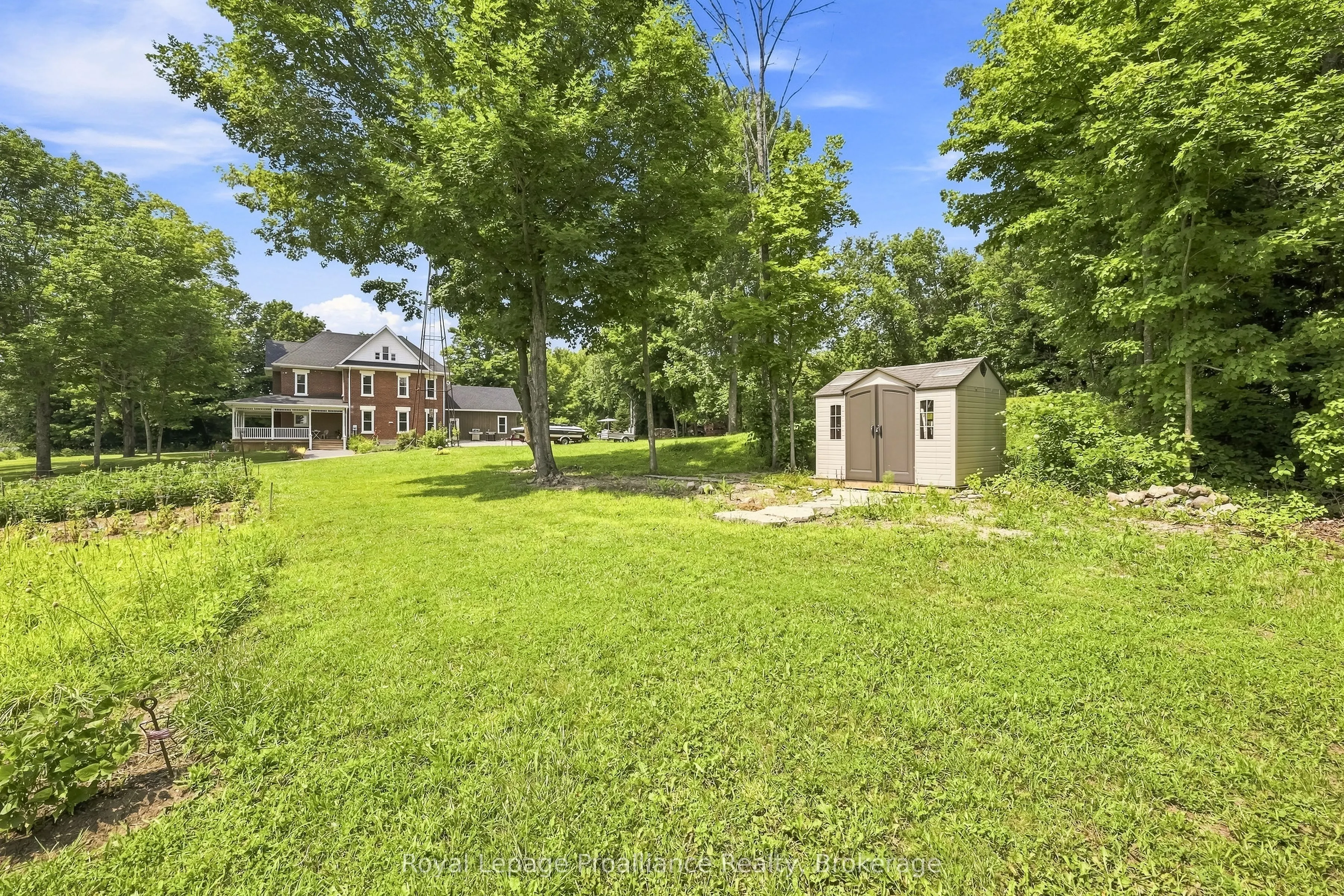 1376 Queensborough Road