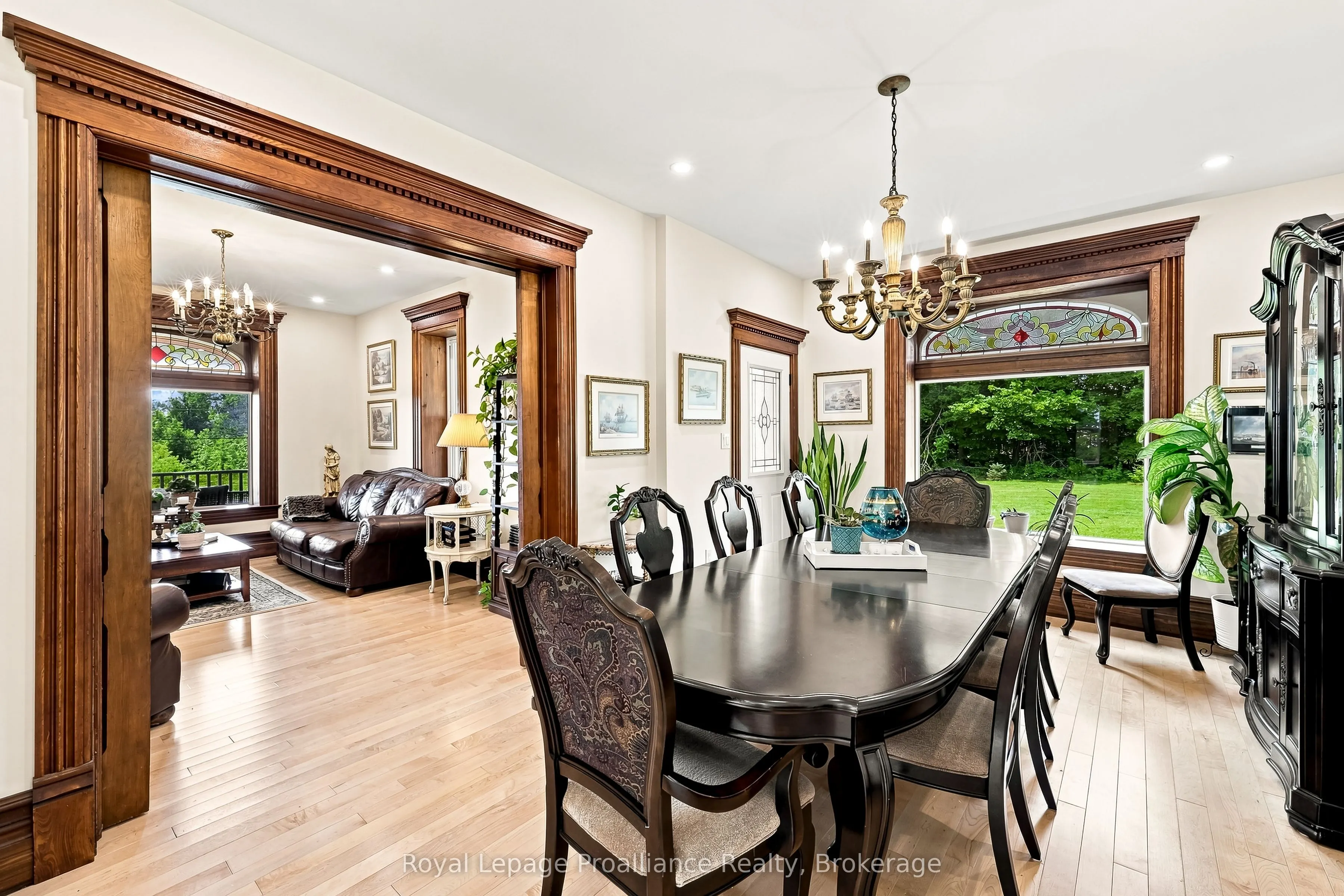 1376 Queensborough Road