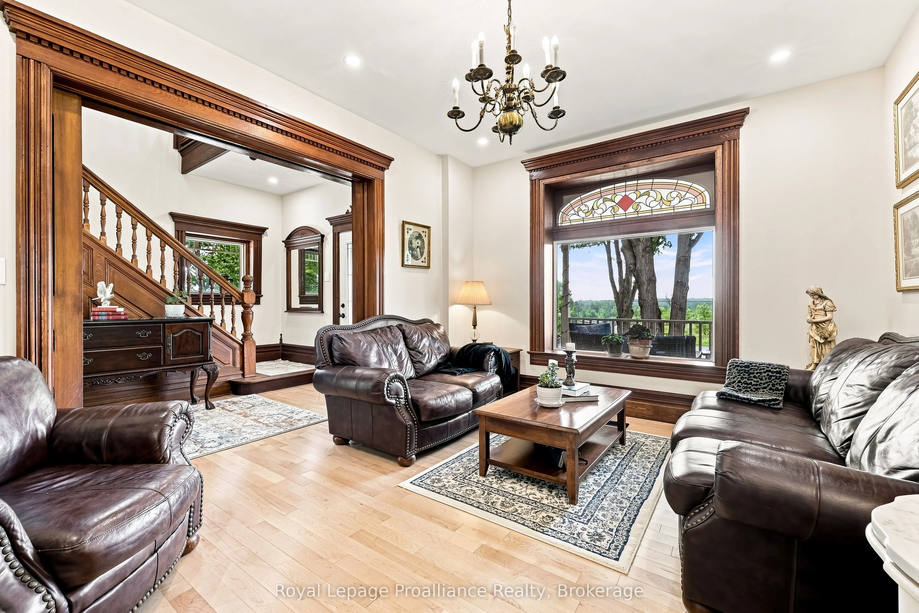 1376 Queensborough Road