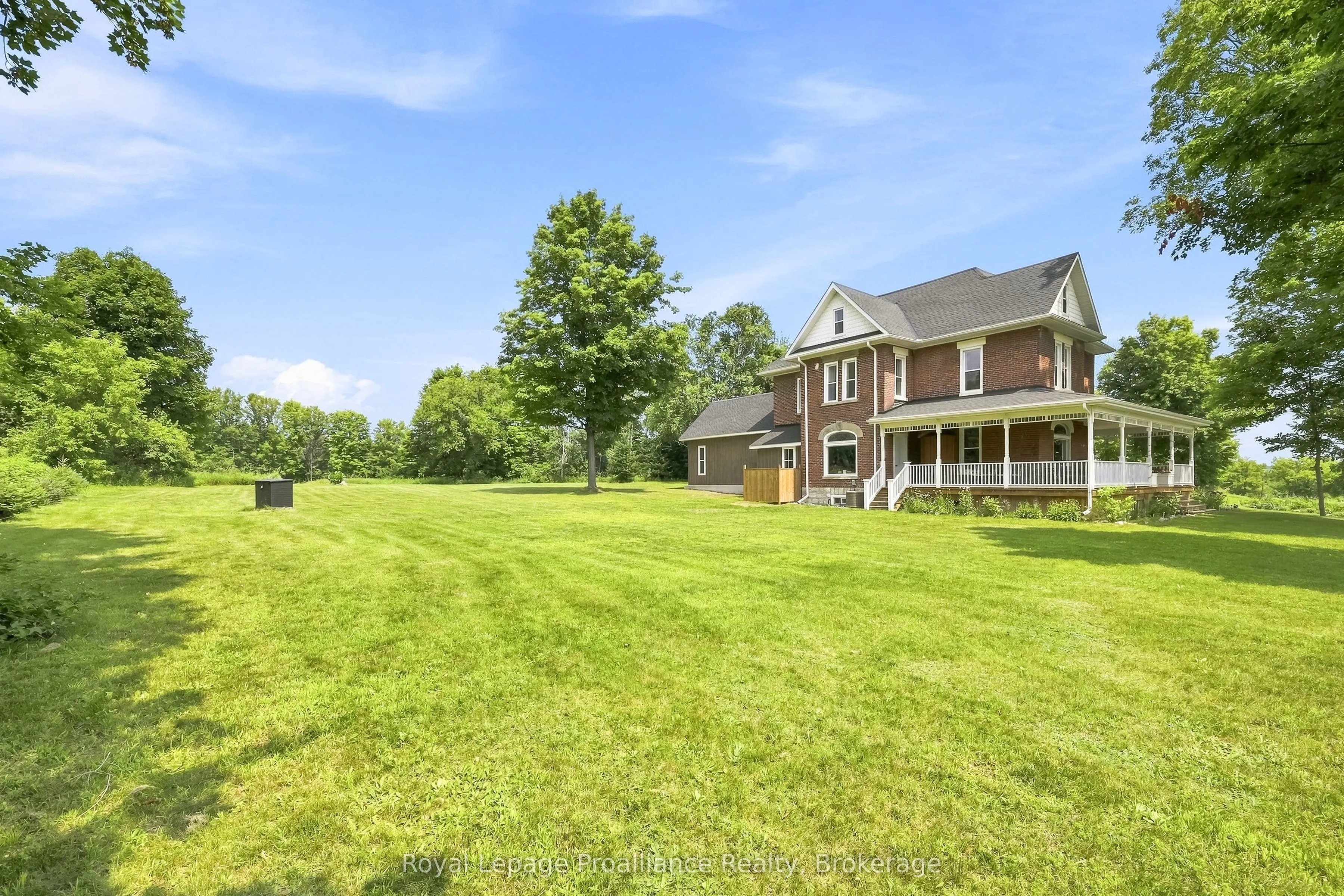 1376 Queensborough Road