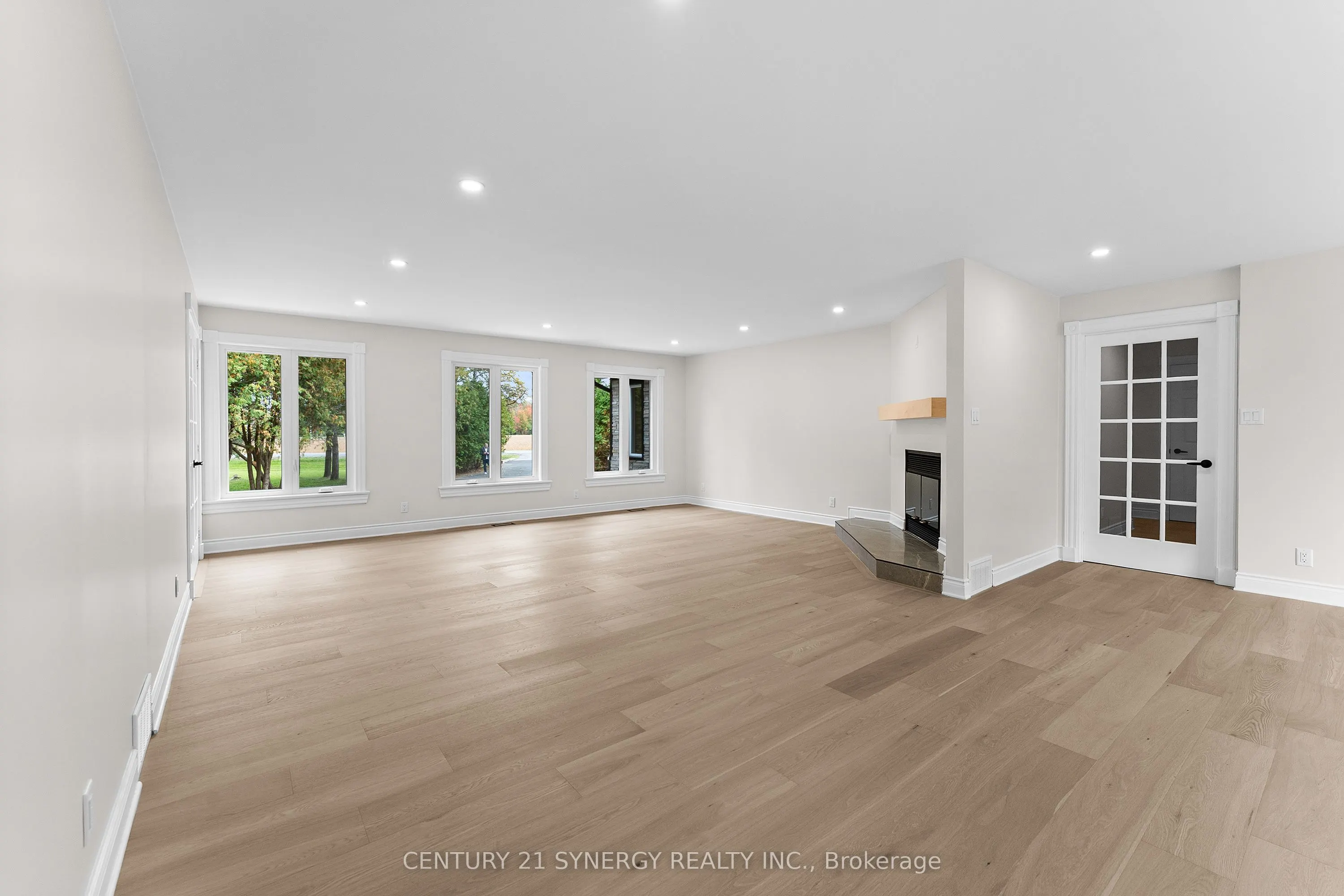 1580 Groves Road