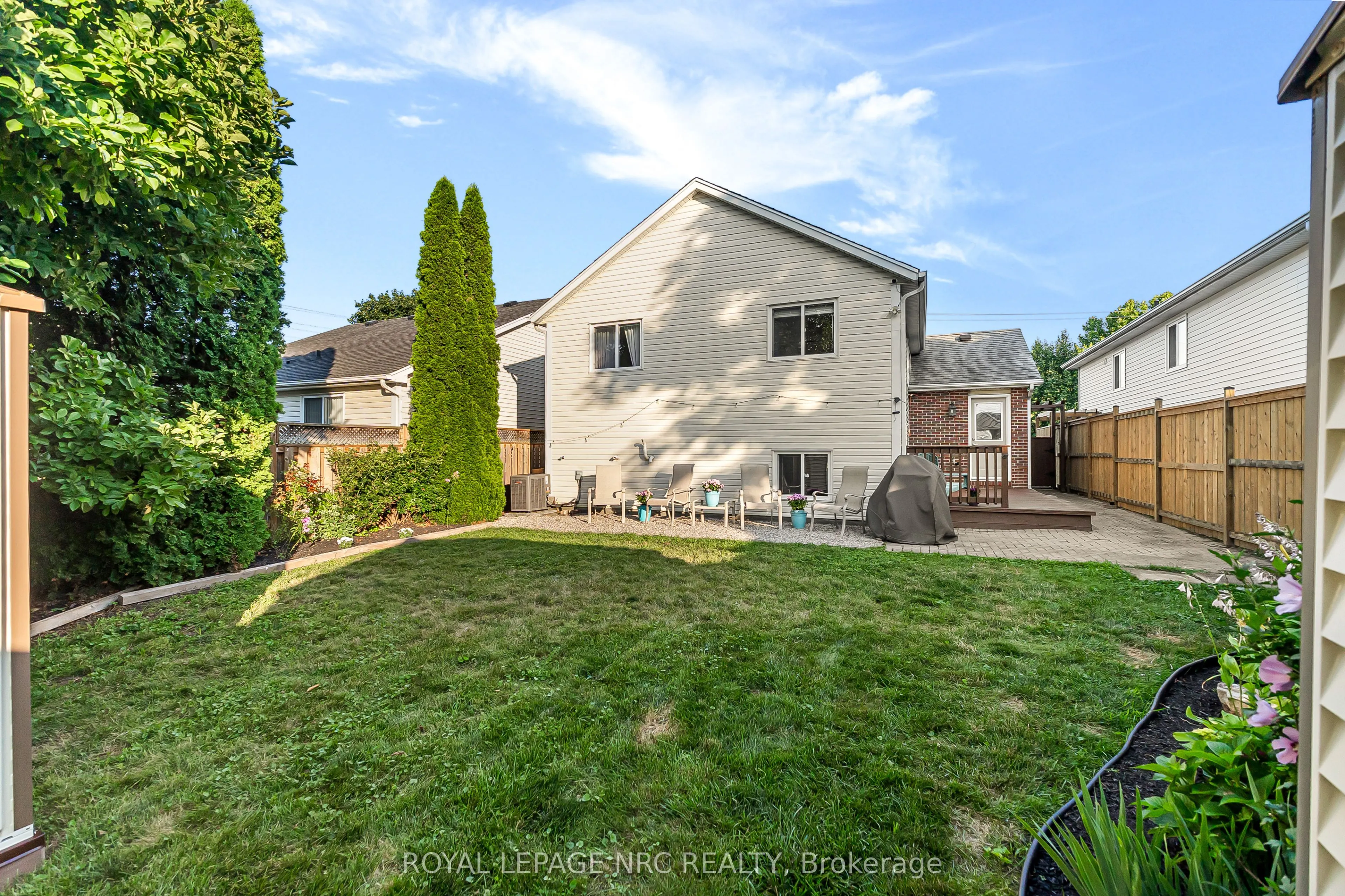 551 Scott Street