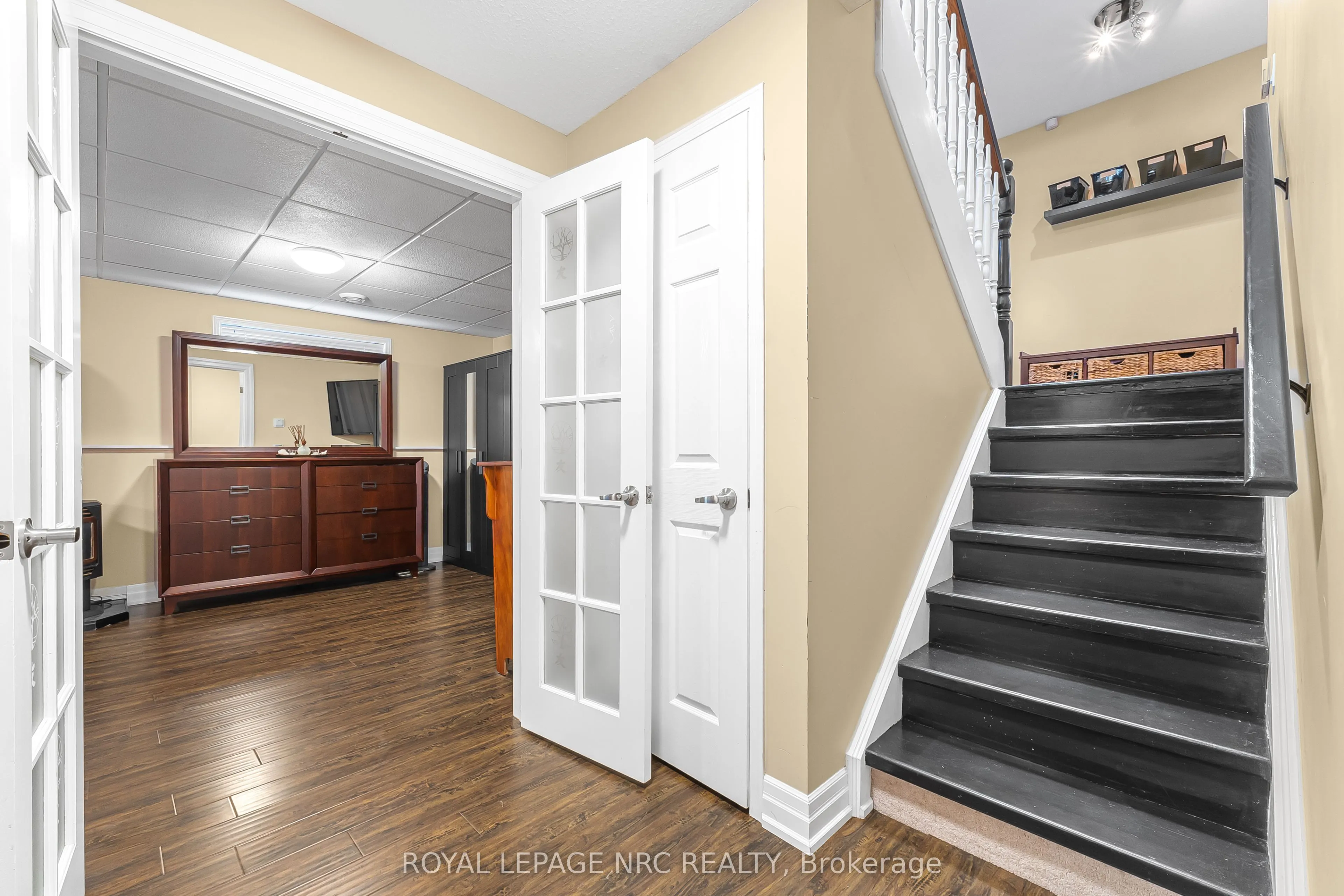 551 Scott Street