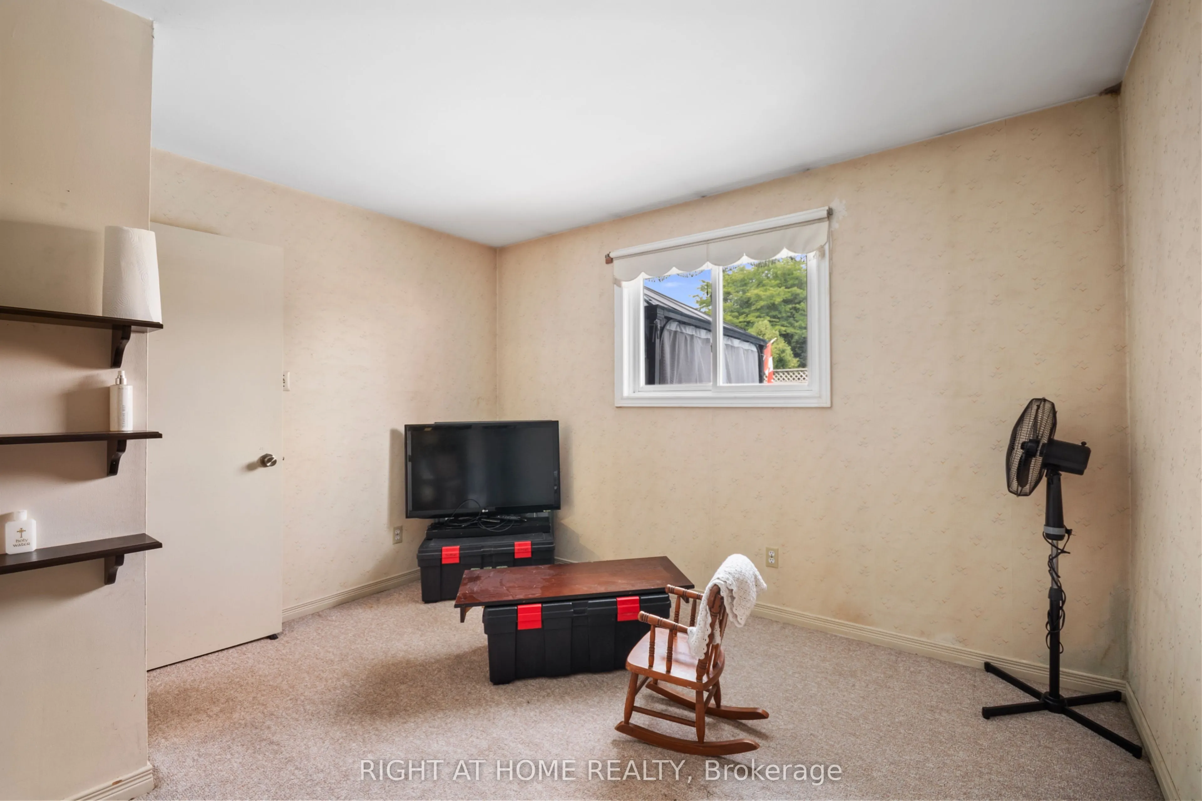 7 Raven Avenue