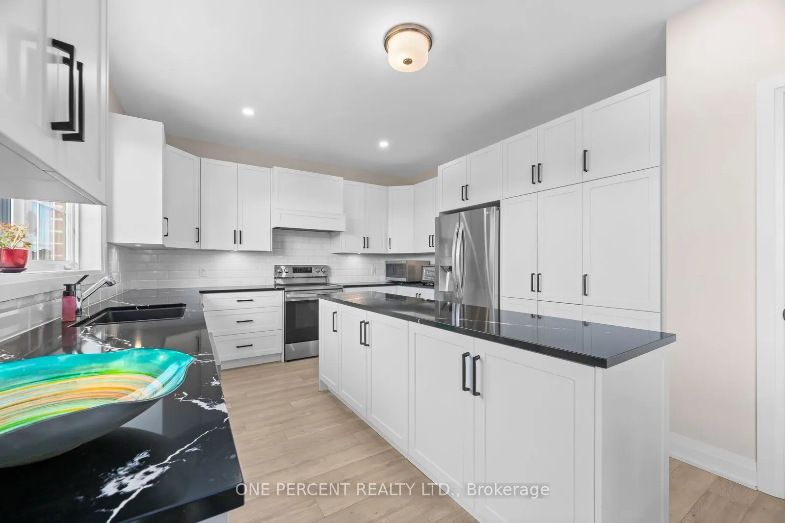 626 Haylock Gardens