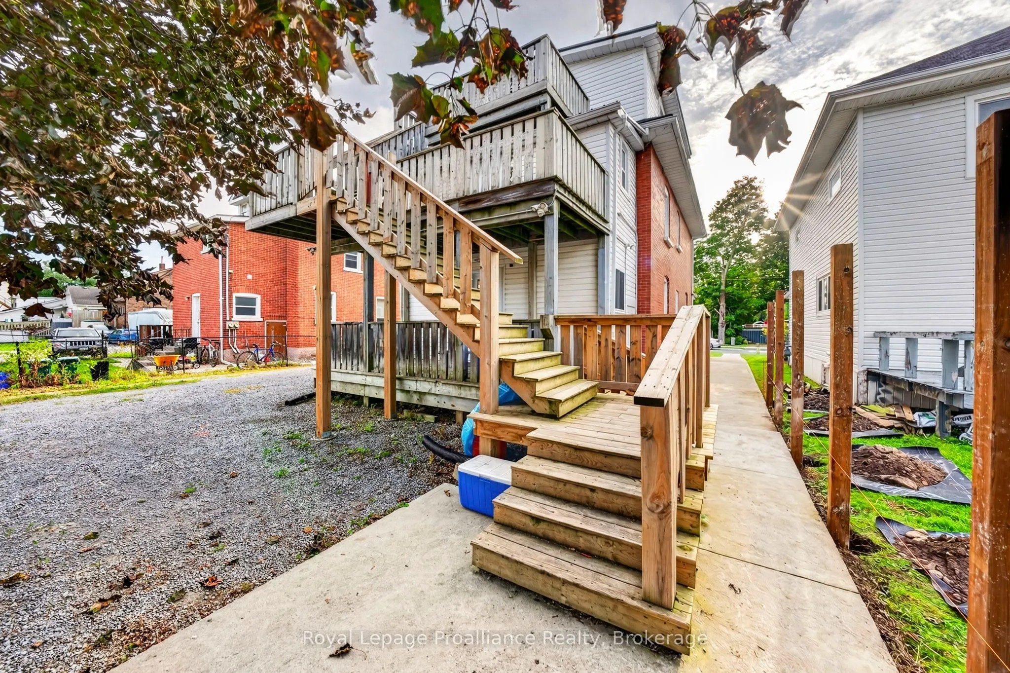 37 Lorne Avenue