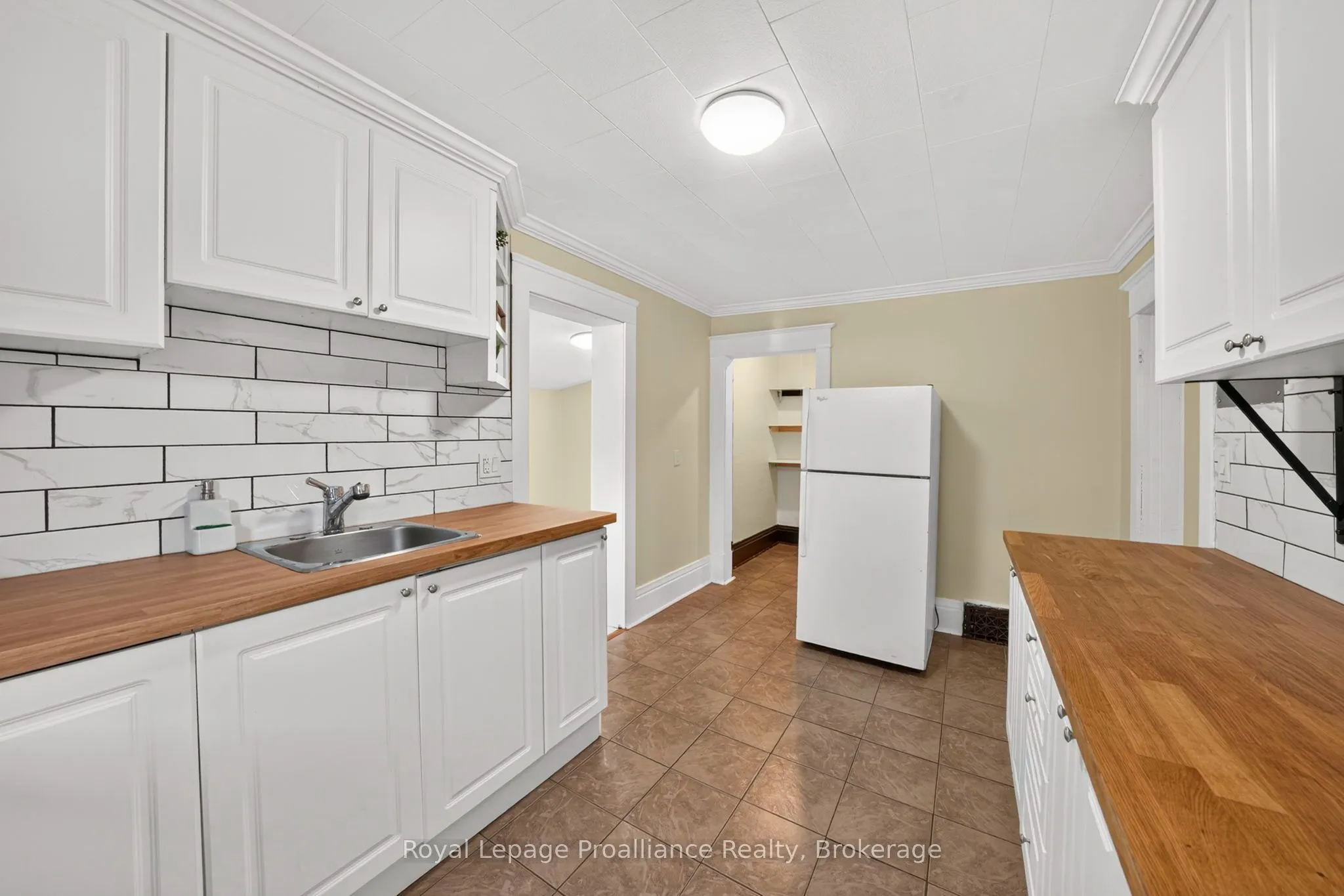37 Lorne Avenue
