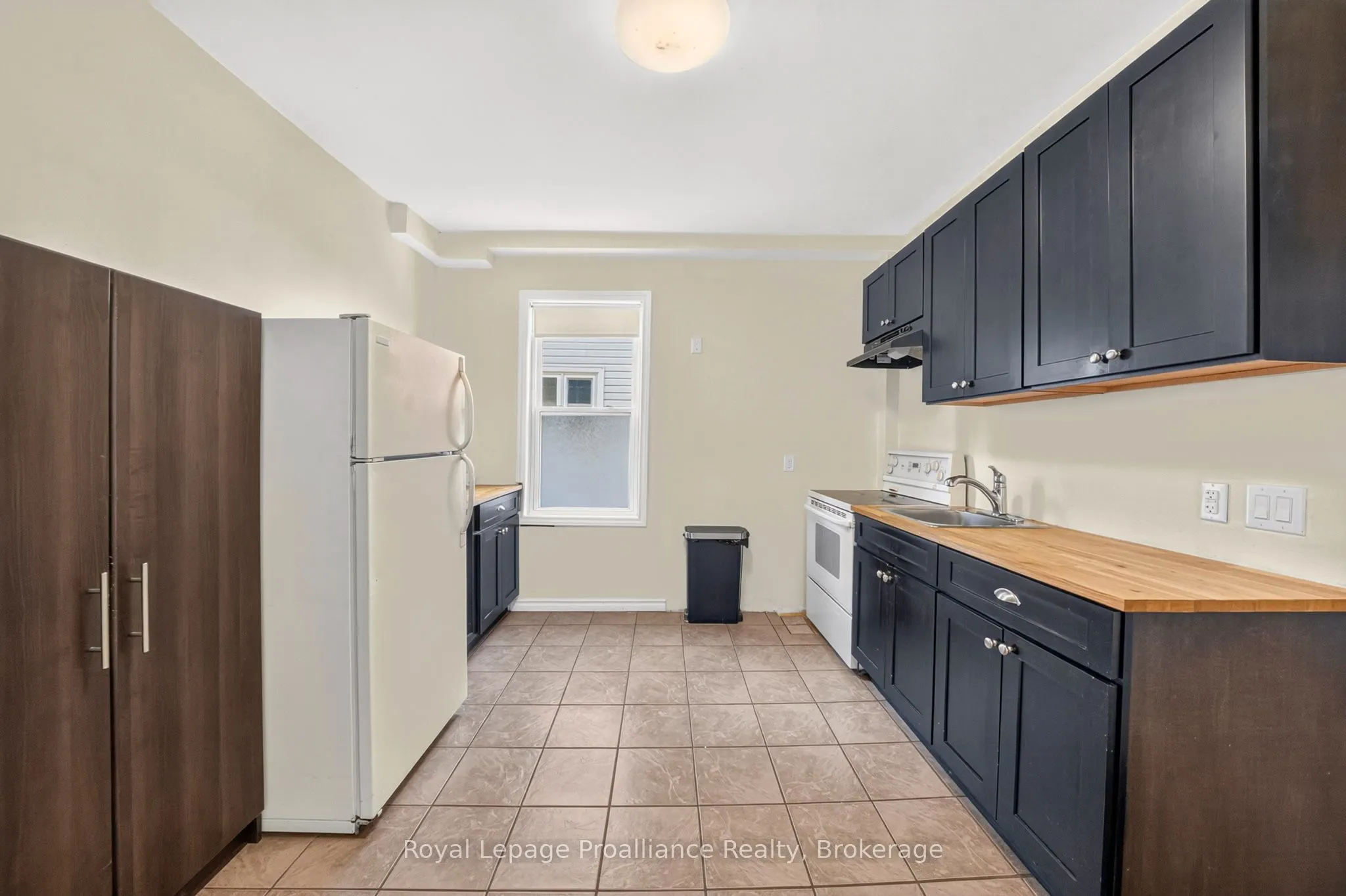 37 Lorne Avenue