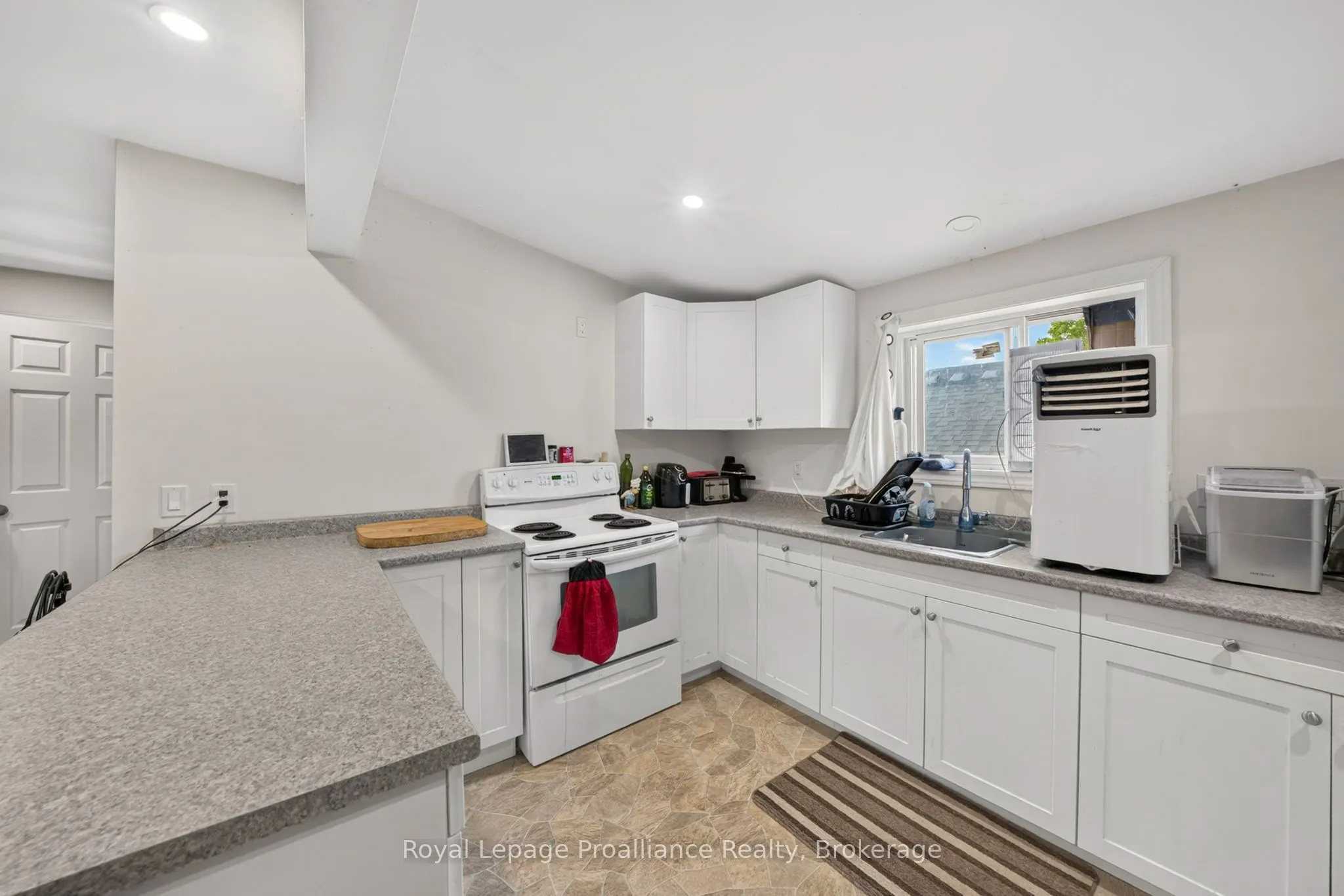 37 Lorne Avenue