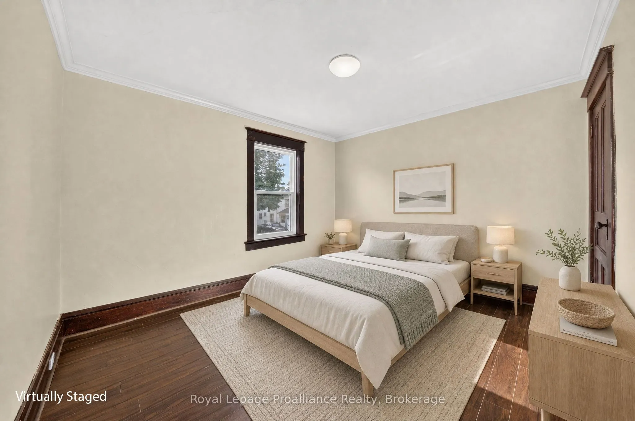 37 Lorne Avenue
