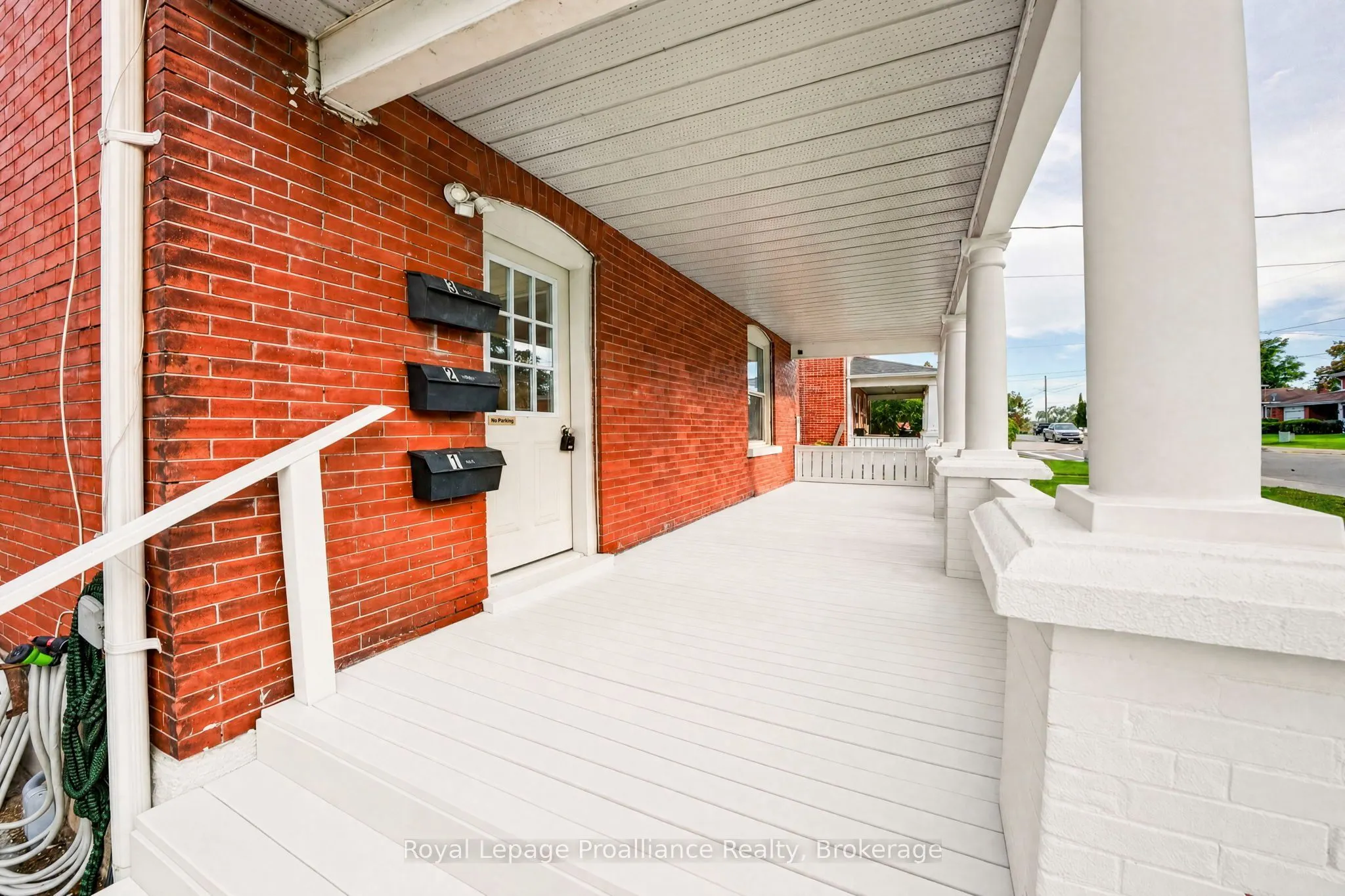 37 Lorne Avenue