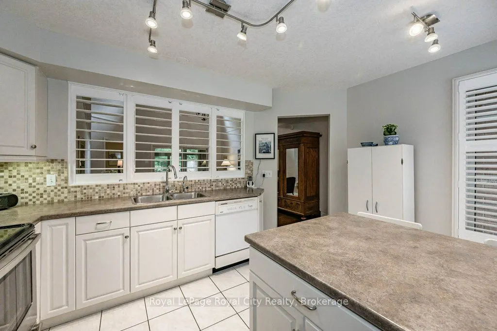 784 Gordon Street #16