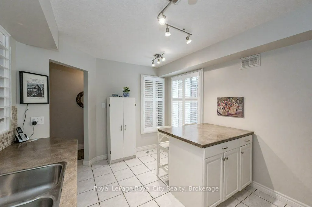 784 Gordon Street #16