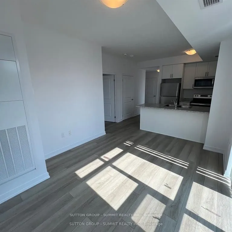 460 Dundas Street E #227
