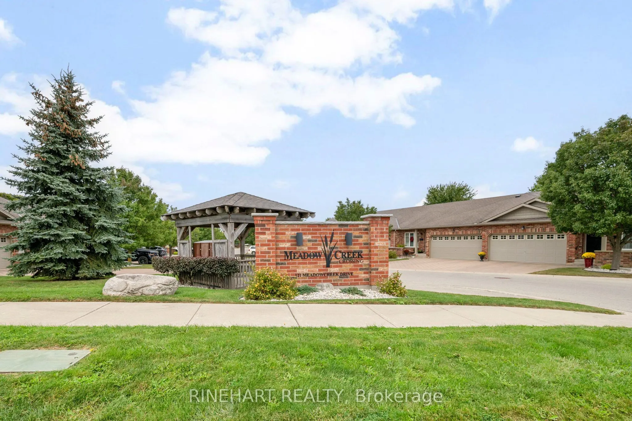 121 Meadowcreek Drive #17