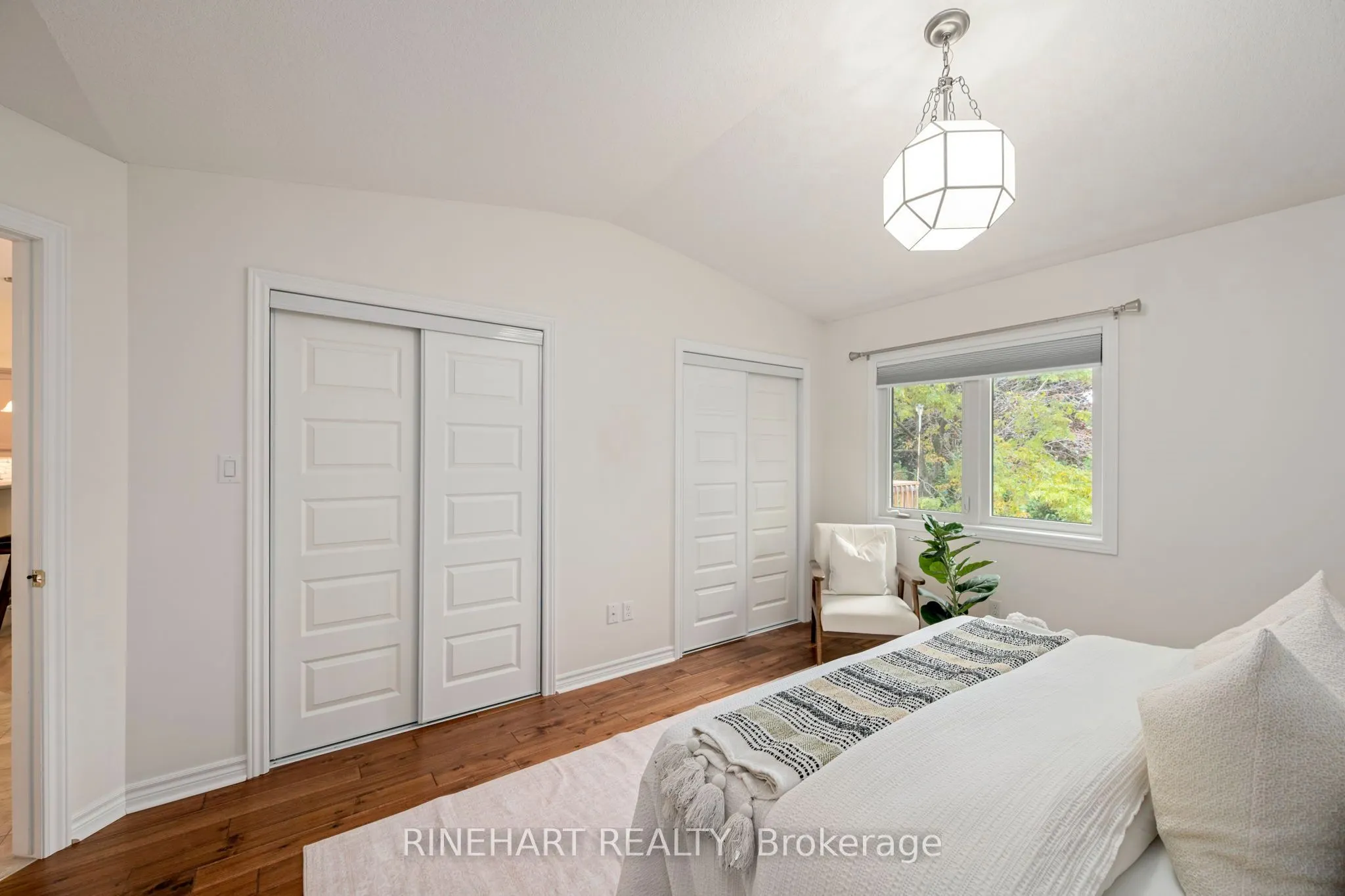 121 Meadowcreek Drive #17