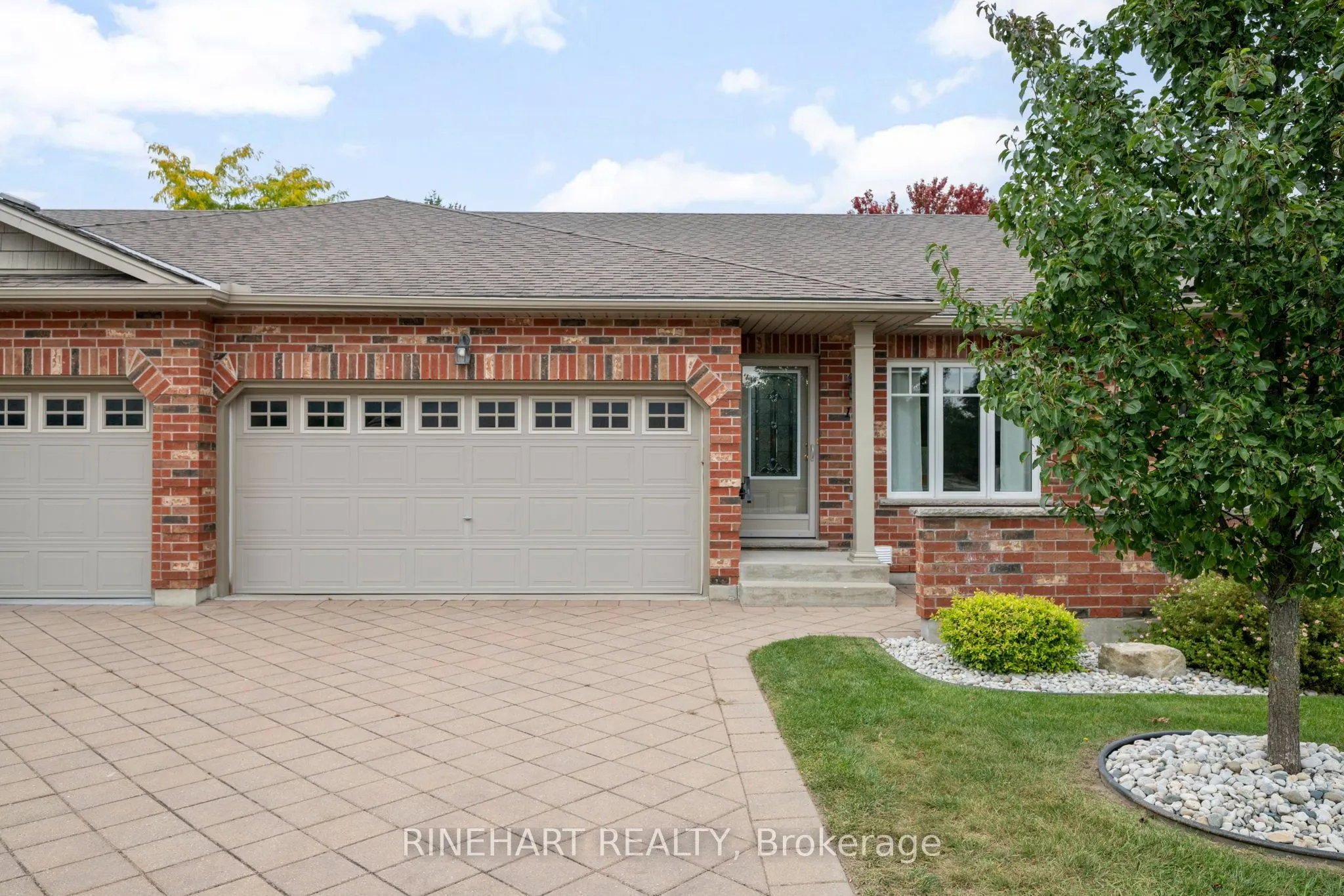 121 Meadowcreek Drive #17