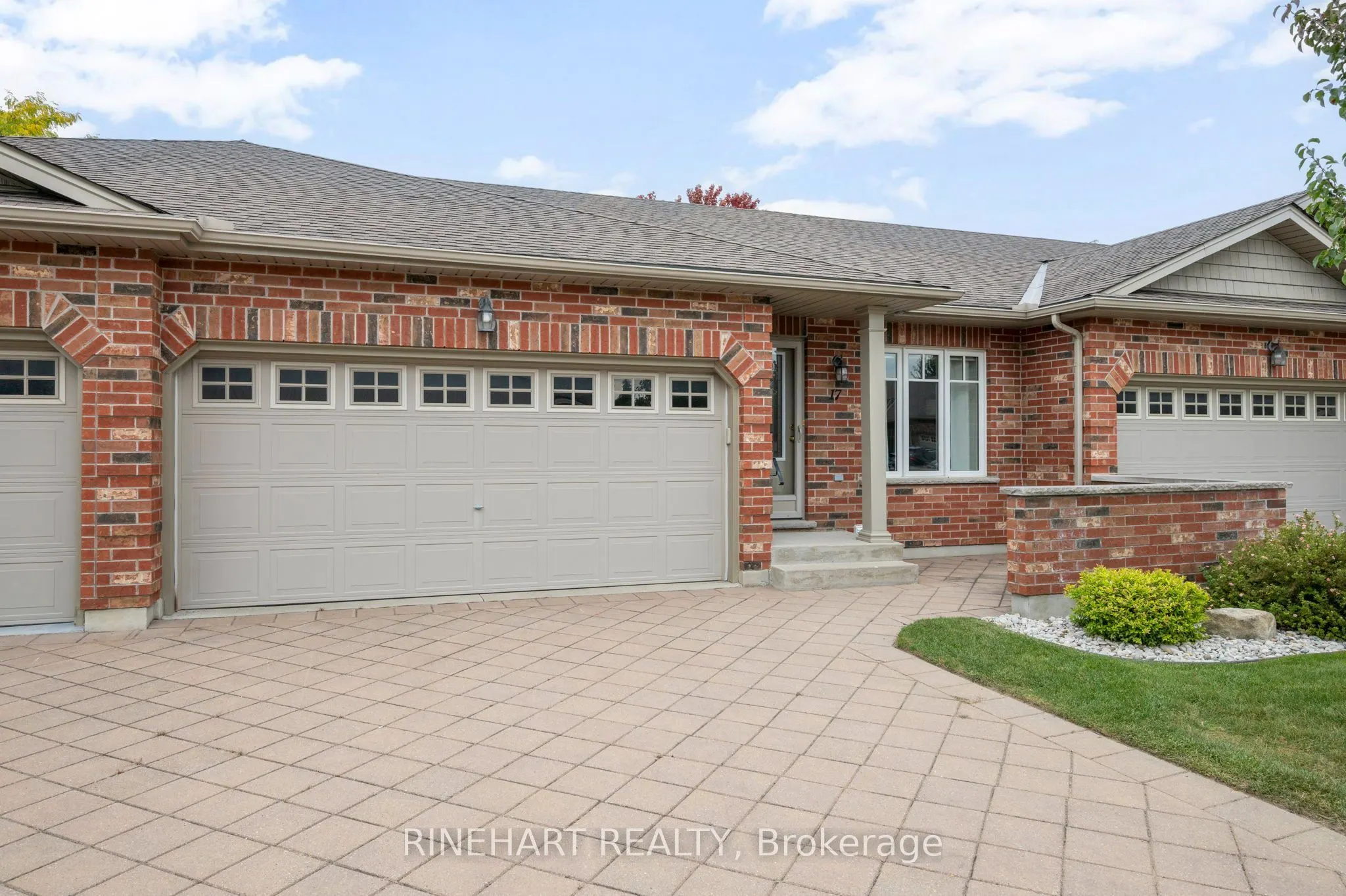 121 Meadowcreek Drive #17