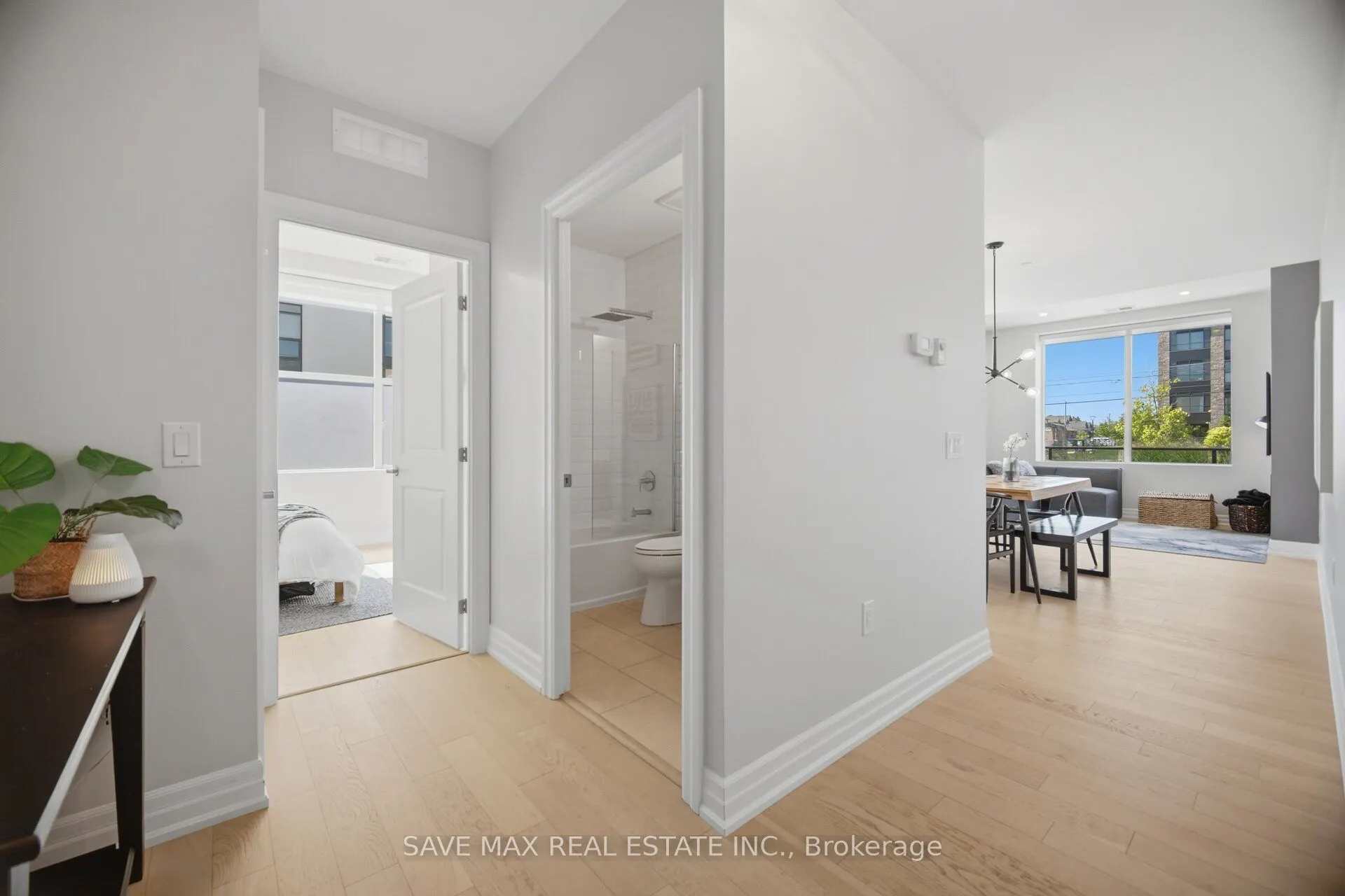 1878 Gordon Street #103