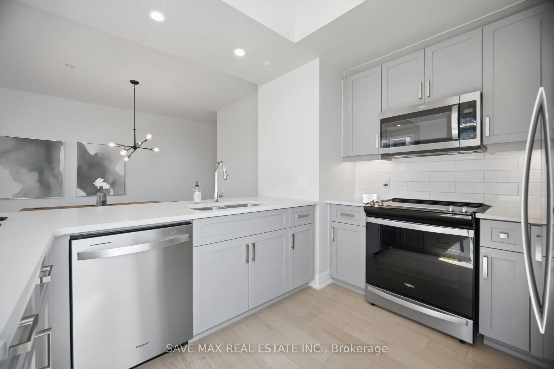 1878 Gordon Street #103